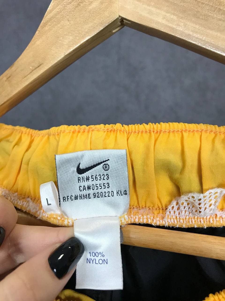Nike × Vintage Nike swoosh streetwear vintage nylon shorts Size US 34 / EU 50 - 5 Thumbnail