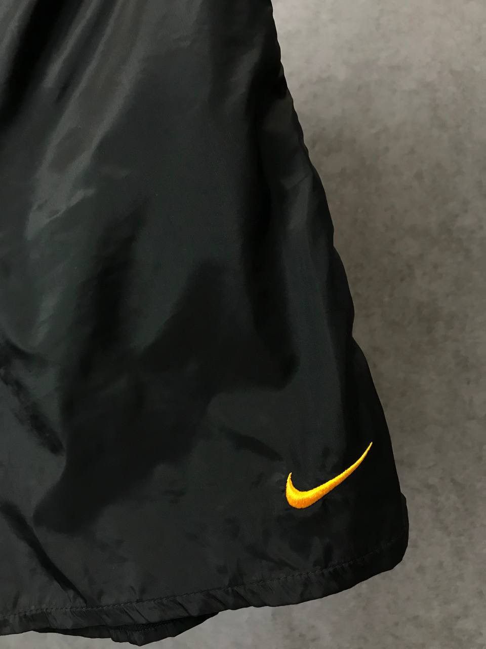 Nike × Vintage Nike swoosh streetwear vintage nylon shorts Size US 34 / EU 50 - 2 Thumbnail
