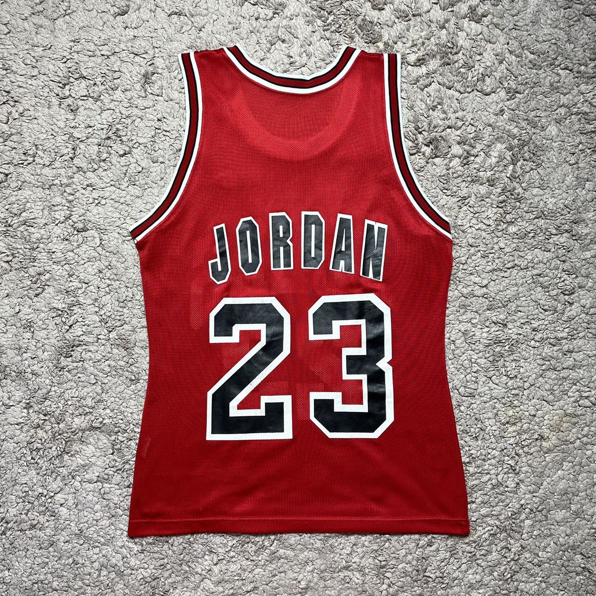NBA × Vintage Vintage Champion Bulls Jordan 23 Jersey Size US S / EU 44-46 / 1 - 2 Thumbnail