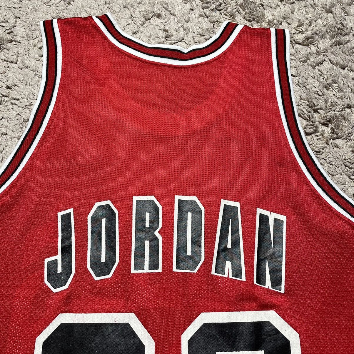 NBA × Vintage Vintage Champion Bulls Jordan 23 Jersey Size US S / EU 44-46 / 1 - 9 Thumbnail