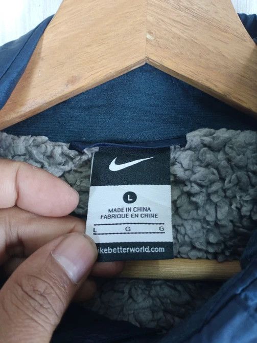 Nike Rare Vintage Nike Big Logi Winter Long Jacket Size US L / EU 52-54 / 3 - 5 Thumbnail