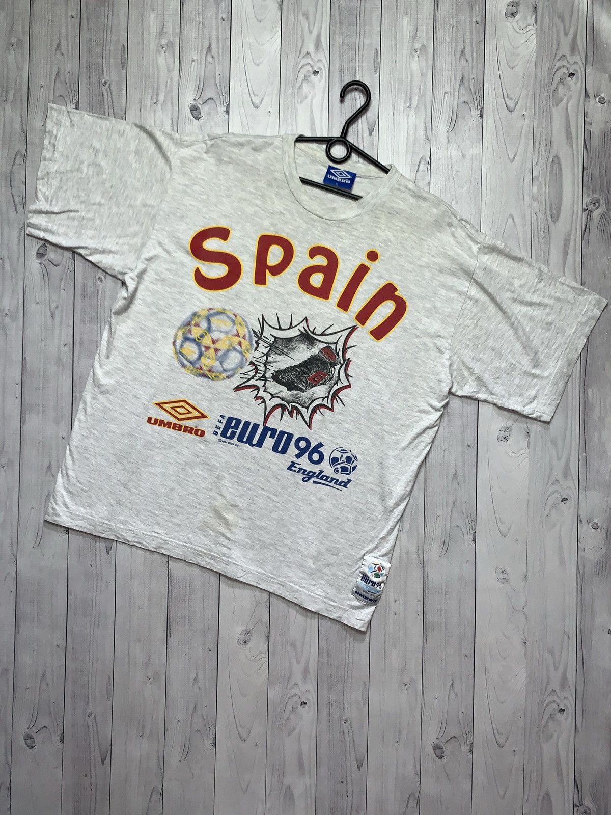 Umbro × Vintage Vintage Spain soccer tee Euro 1996 England size XL rare Size US XL / EU 56 / 4 - 1 Thumbnail