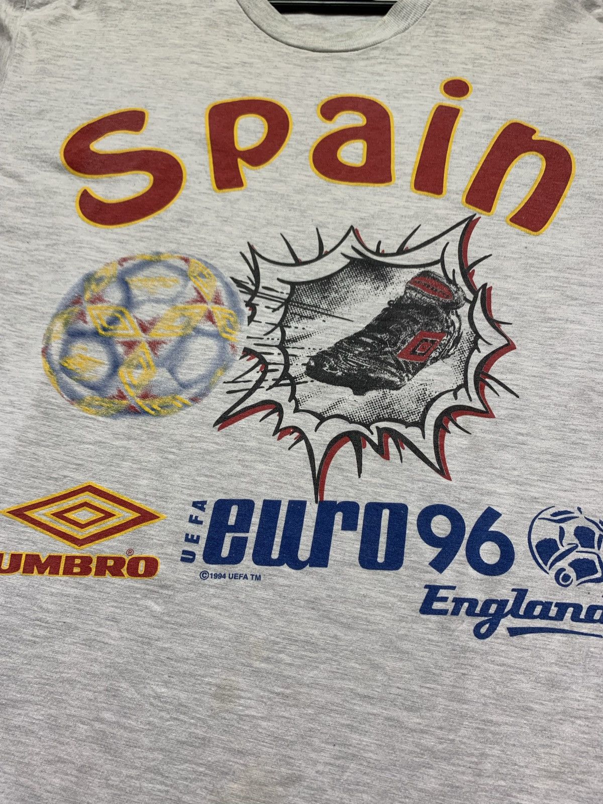Umbro × Vintage Vintage Spain soccer tee Euro 1996 England size XL rare Size US XL / EU 56 / 4 - 4 Thumbnail