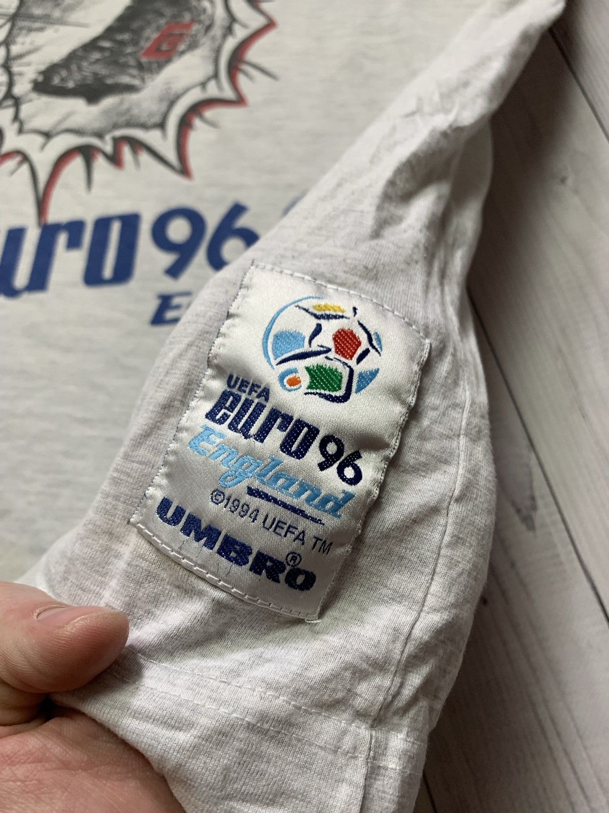 Umbro × Vintage Vintage Spain soccer tee Euro 1996 England size XL rare Size US XL / EU 56 / 4 - 5 Thumbnail