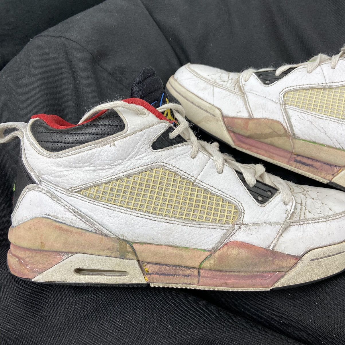 Jordan Brand GRUNGE FADED & DISTRESSED JORDAN's 1990s STYLE SNEAKERS Size US 10 / EU 43 - 3 Thumbnail