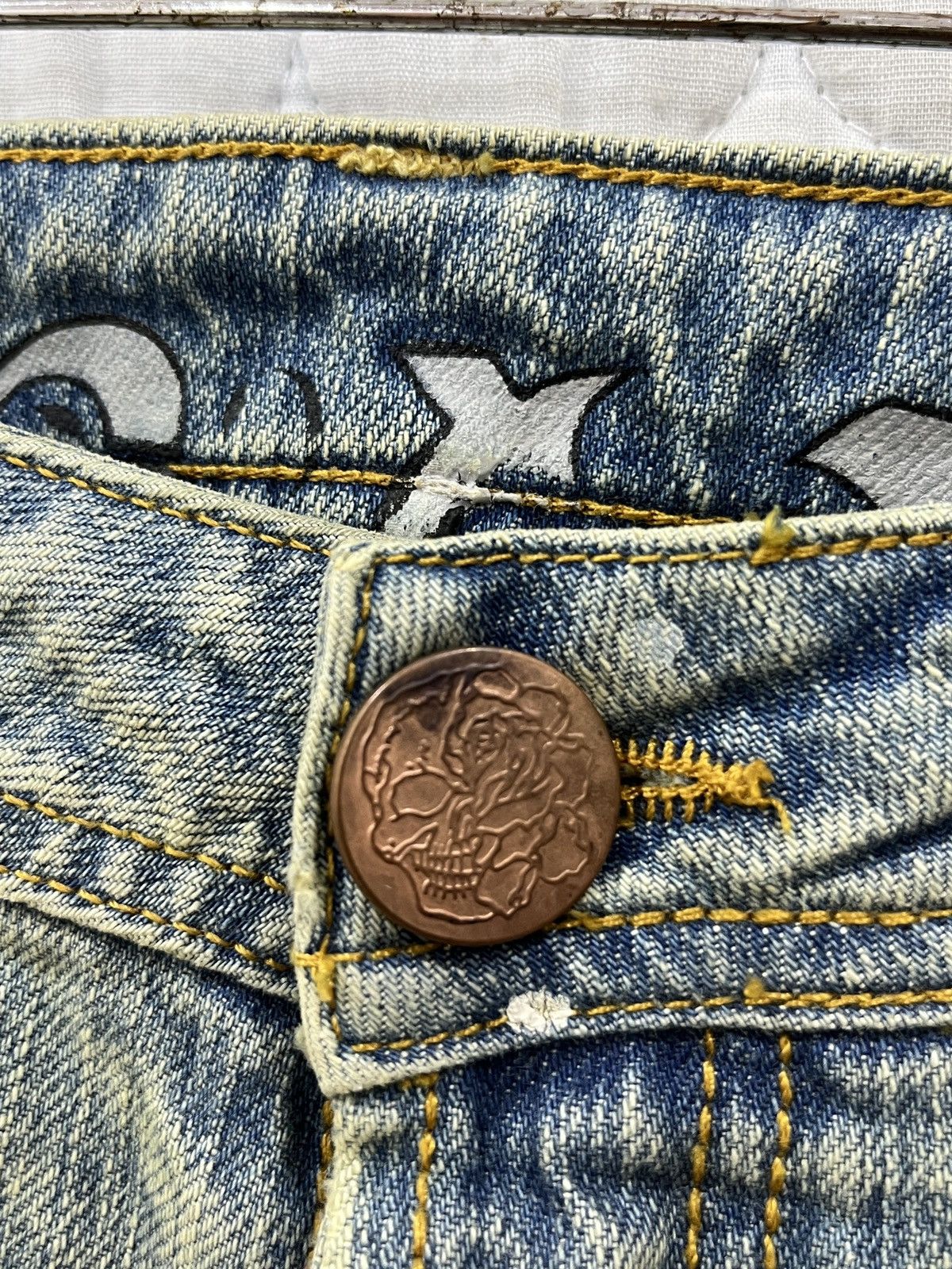 Seditionaries (Aaa). GRAIL SKULLS EMBROIDERY HYPE BOOTCUT DENIM Size 30" / US 8 / IT 44 - 8 Thumbnail