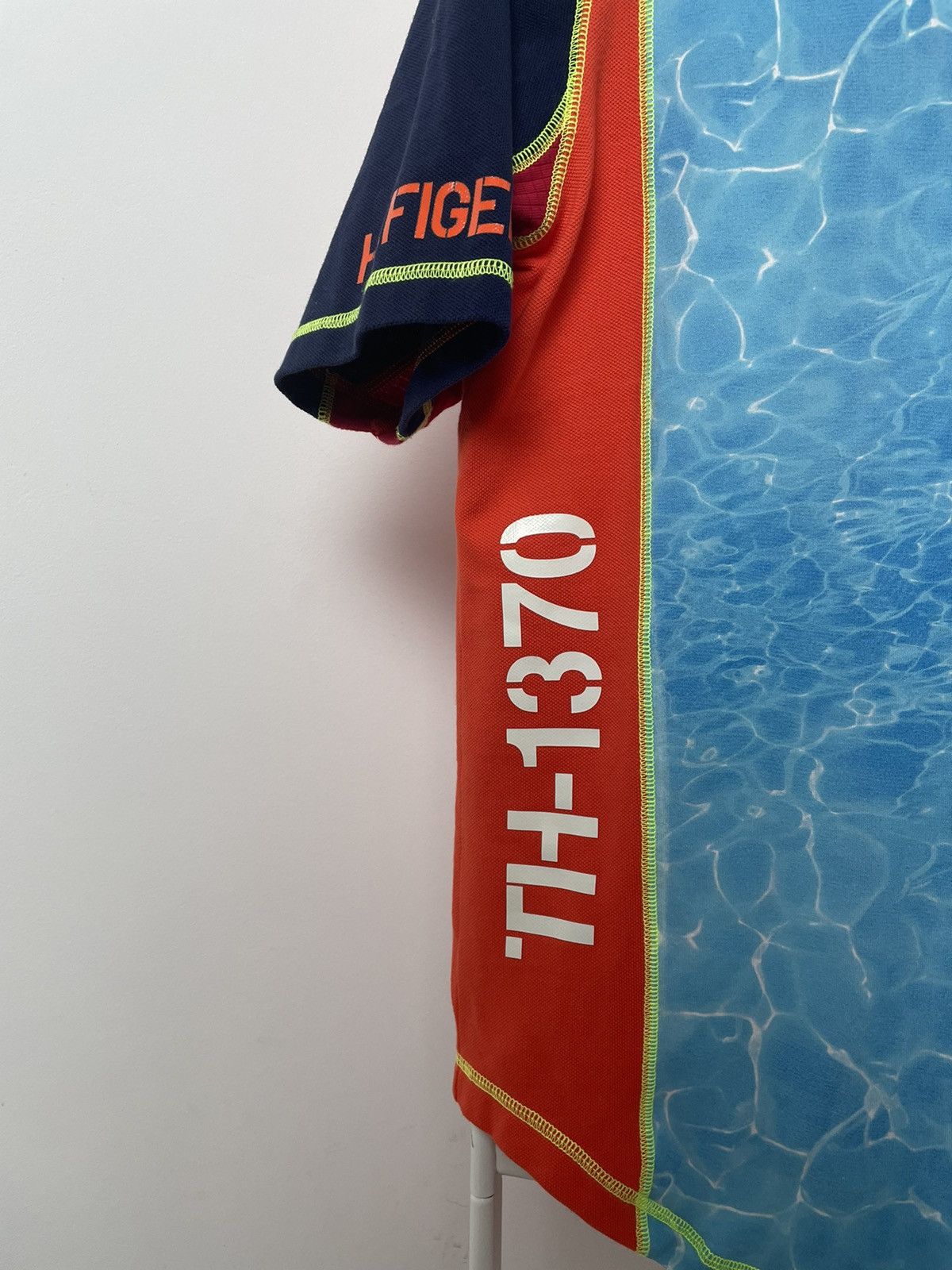 Tommy Hilfiger Tommy Hilfiger Water Polo orange blue rare Size US M / EU 48-50 / 2 - 3 Thumbnail