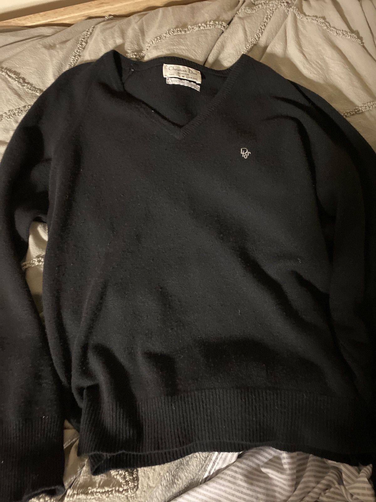 dior cashmere sweater medium black v neck, size medium