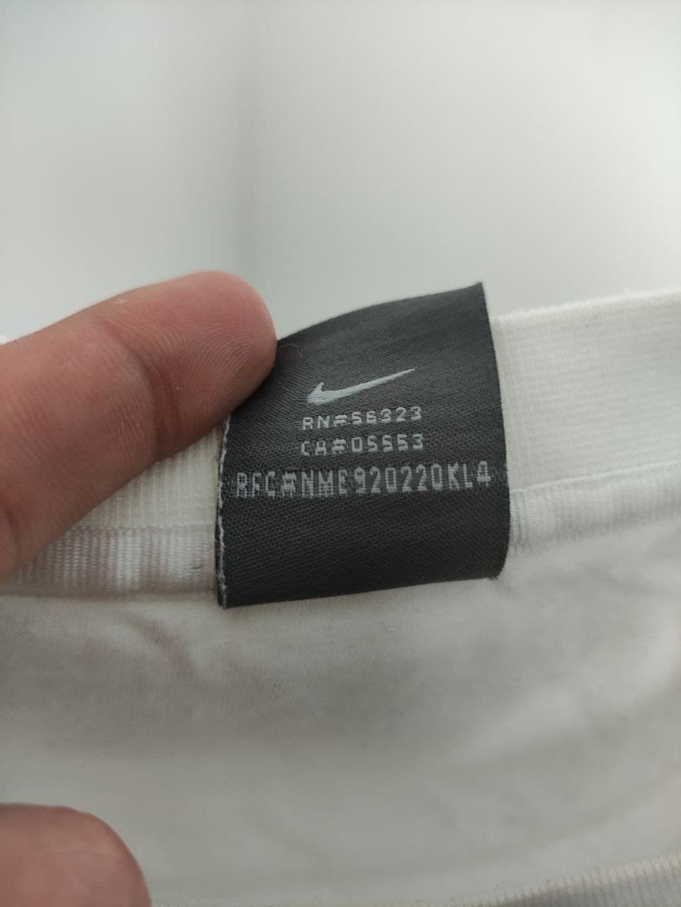 Nike × Vintage Nike Vintage Sweatshirts center logo 90s Size US L / EU 52-54 / 3 - 6 Thumbnail