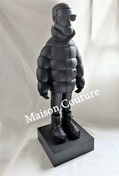 Mr moncler hot sale figure