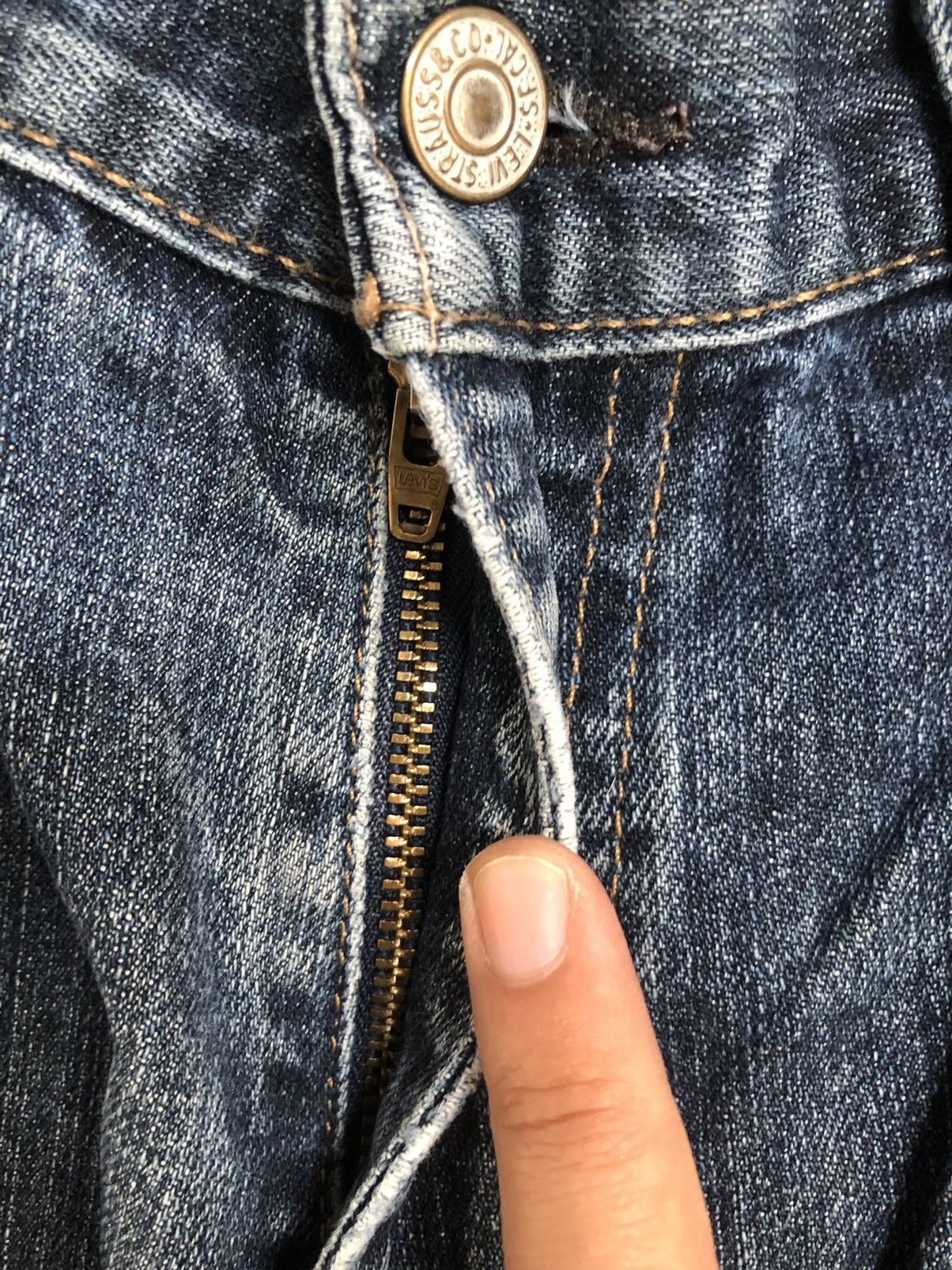 Levi's × Vintage Vintage Levis 514 Distressed Denim Jeans L54 Size US 34 / EU 50 - 3 Thumbnail