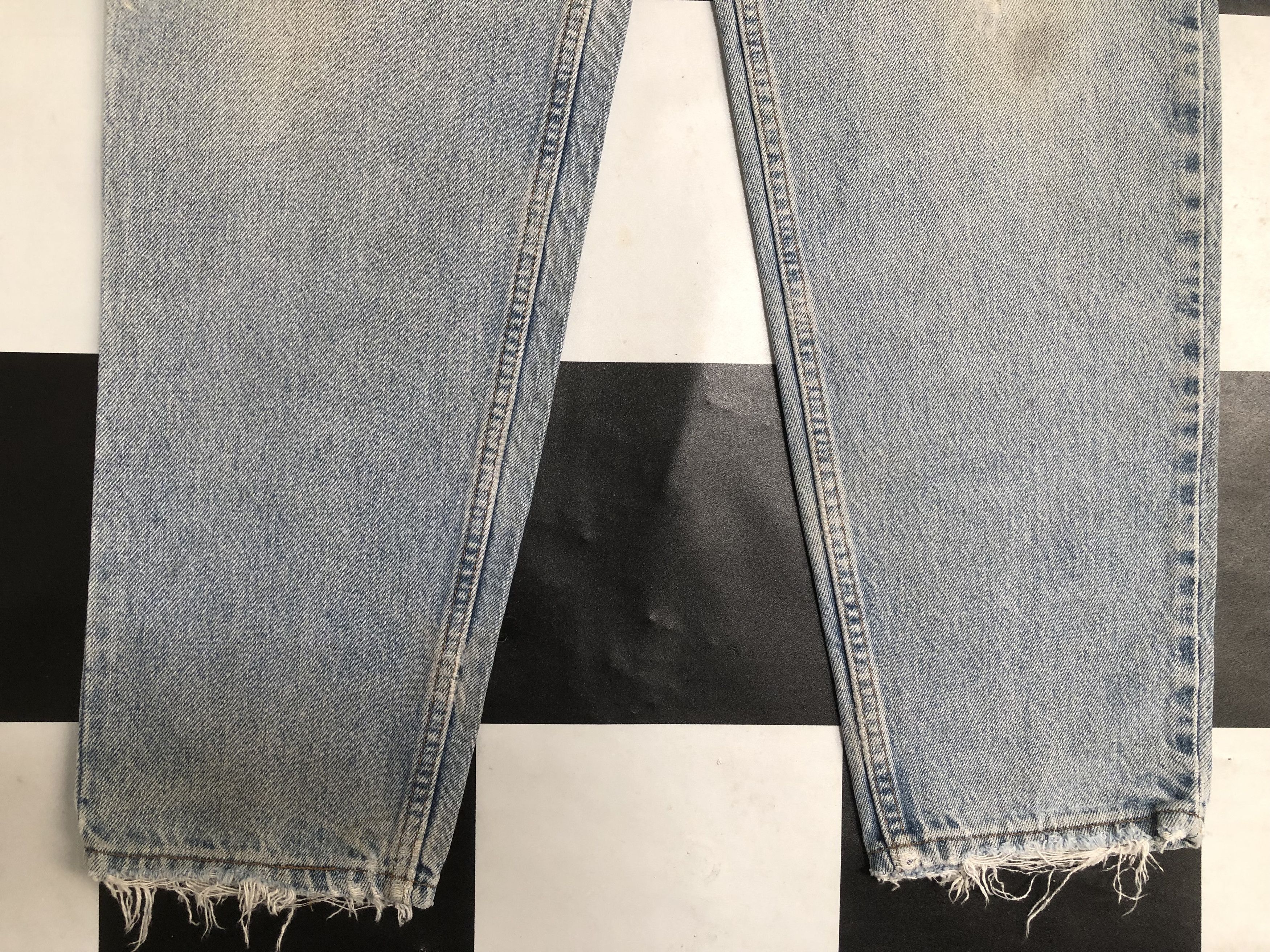 Levi's × Vintage Vintage 90's Levis 560 Distressed Denim Jeans L600 Size US 30 / EU 46 - 4 Thumbnail