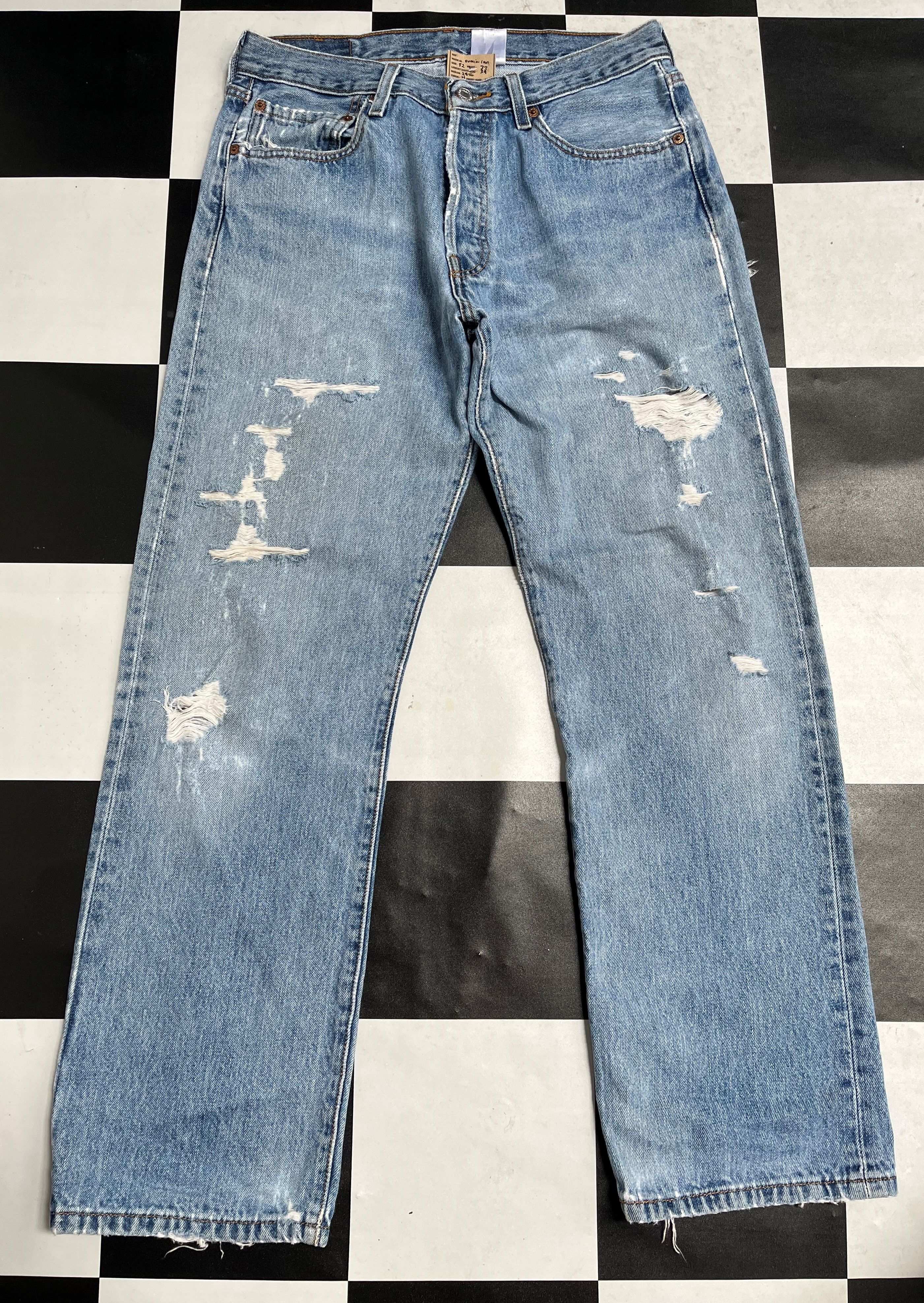 Levi's × Vintage Vintage Levis 501 Distressed Denim Jeans L96 Size US 32 / EU 48 - 1 Thumbnail