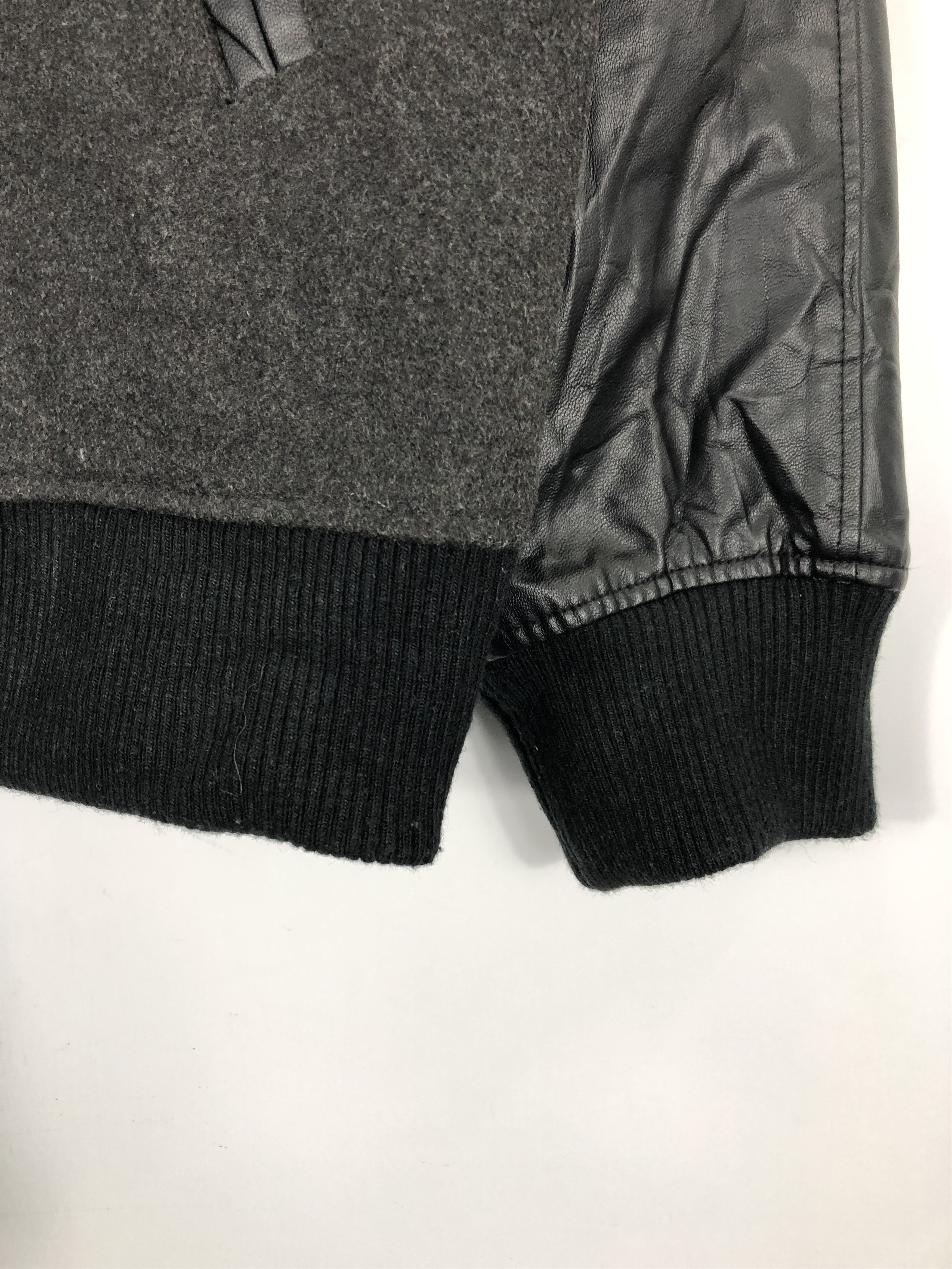 Uniqlo Uniqlo Varsity Jacket Syhntetic Leather Sleeve V0201 Size US M / EU 48-50 / 2 - 6 Thumbnail