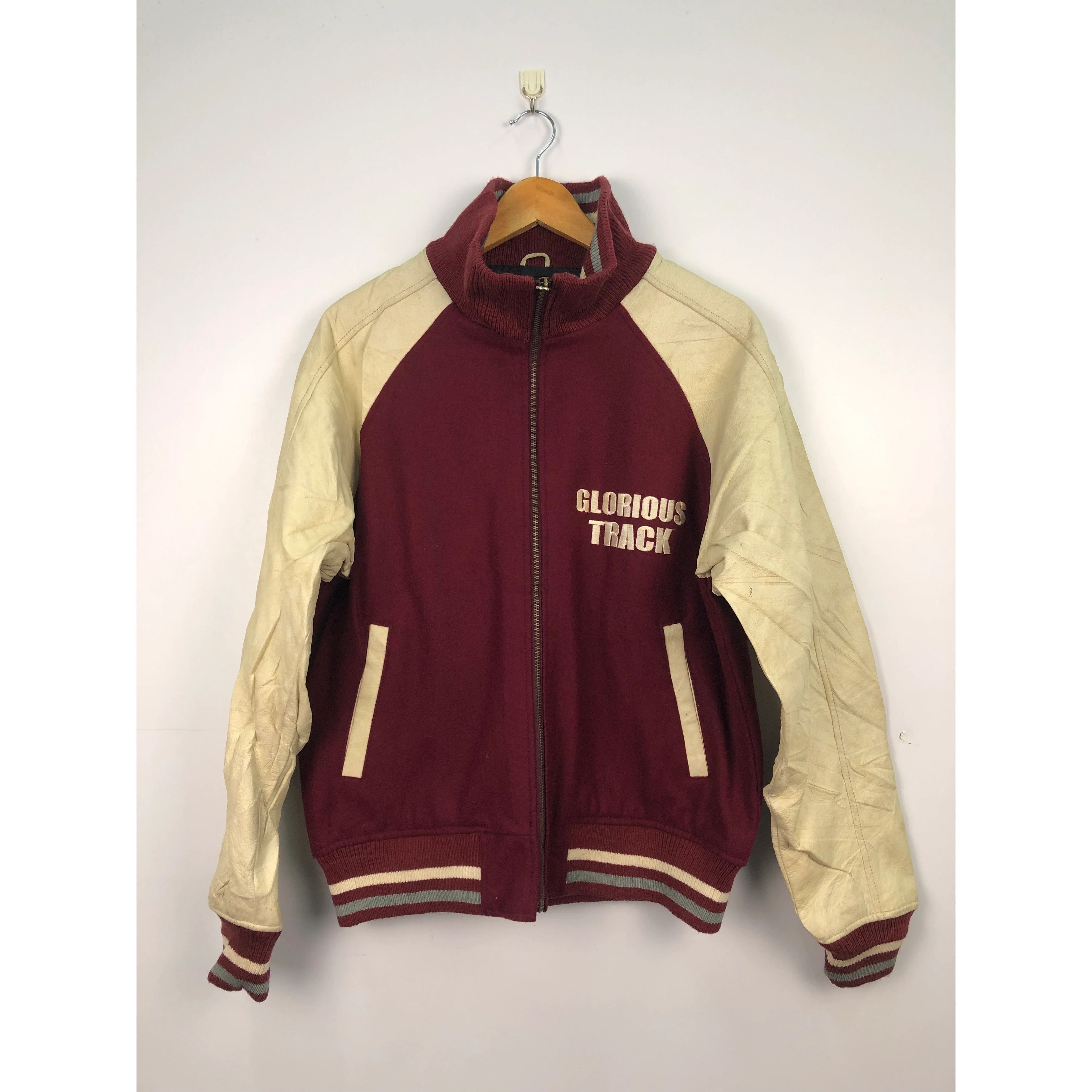 Japanese Brand Vintage Fifa World Cup 2002 Japan Varsity Jacket Red V0145 Size US L / EU 52-54 / 3 - 3 Thumbnail