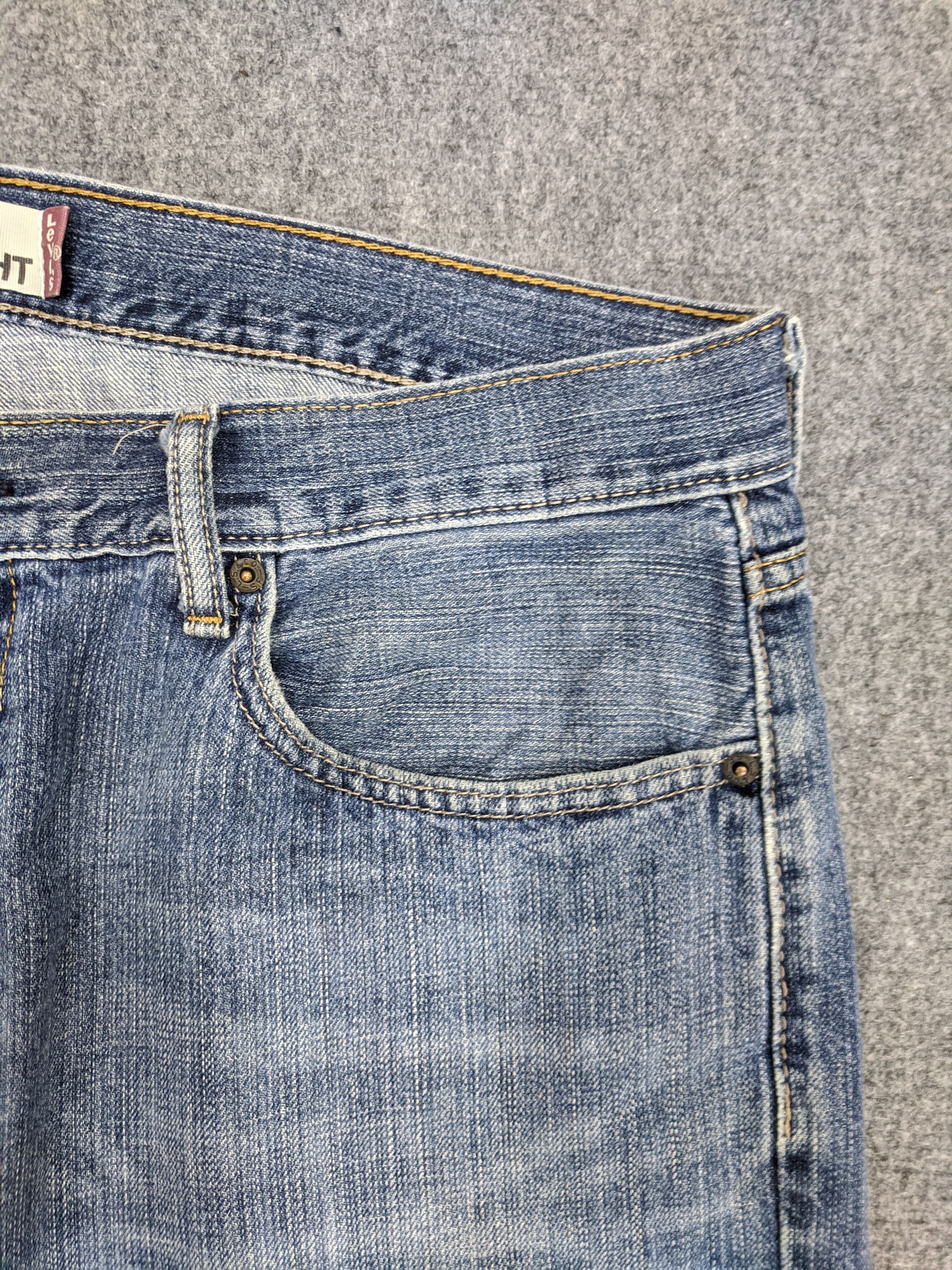 Levi's Vintage Levis 559 Jeans DP0893 Size US 39 - 8 Thumbnail
