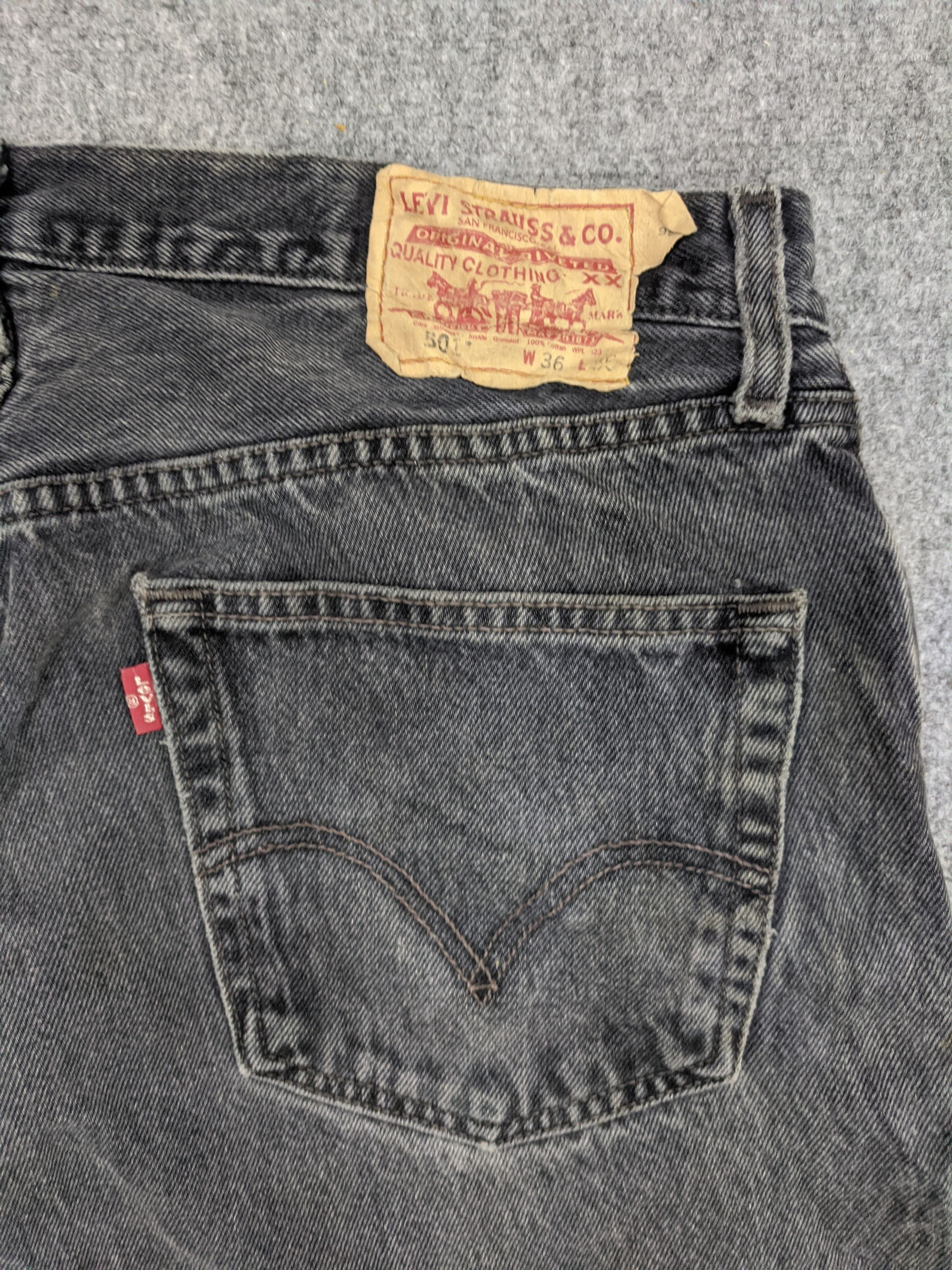 Levi's Vintage 90s Levis 501 Jeans DP0919 Size US 35 - 12 Thumbnail