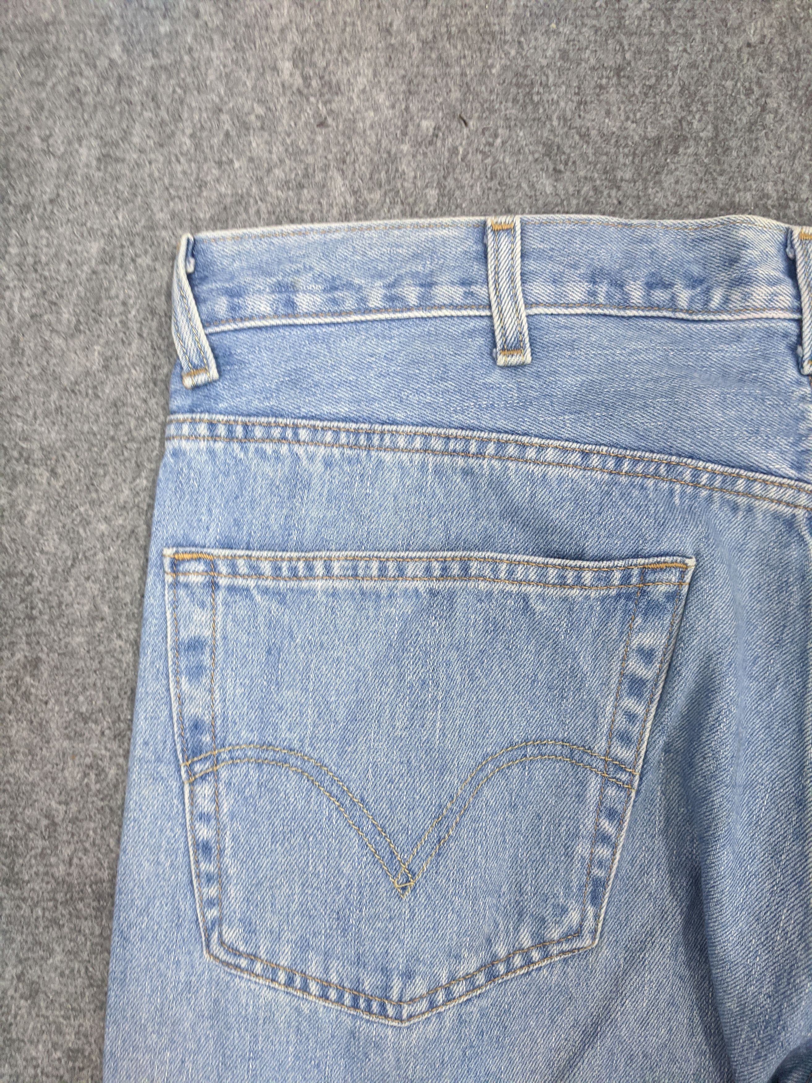 Levi's Vintage Levis 550 Light Wash Jeans DP0921 Size US 40 / EU 56 - 13 Thumbnail