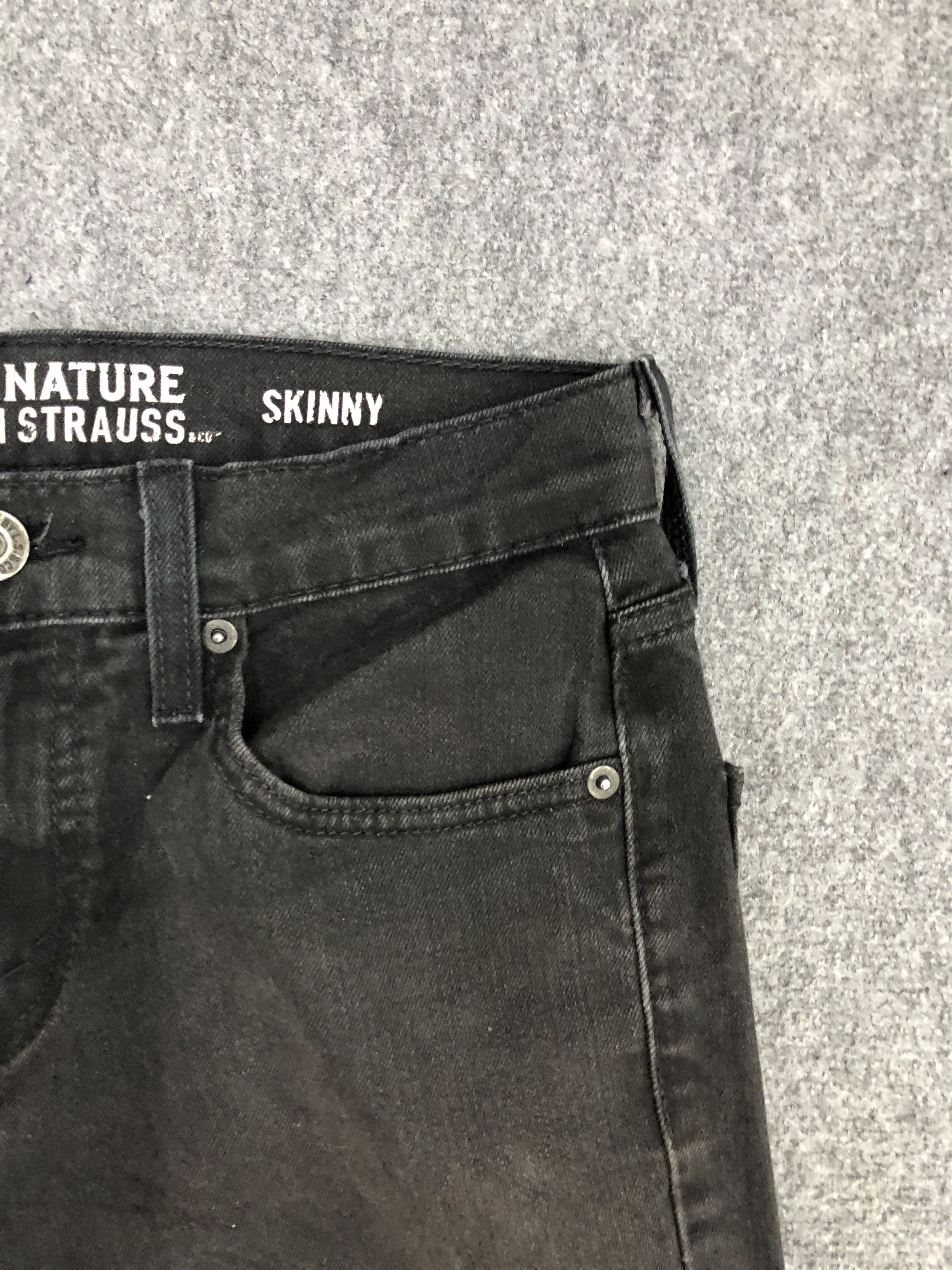 Levi's Vintage Levis Jeans DP0950 Size US 27 - 8 Thumbnail