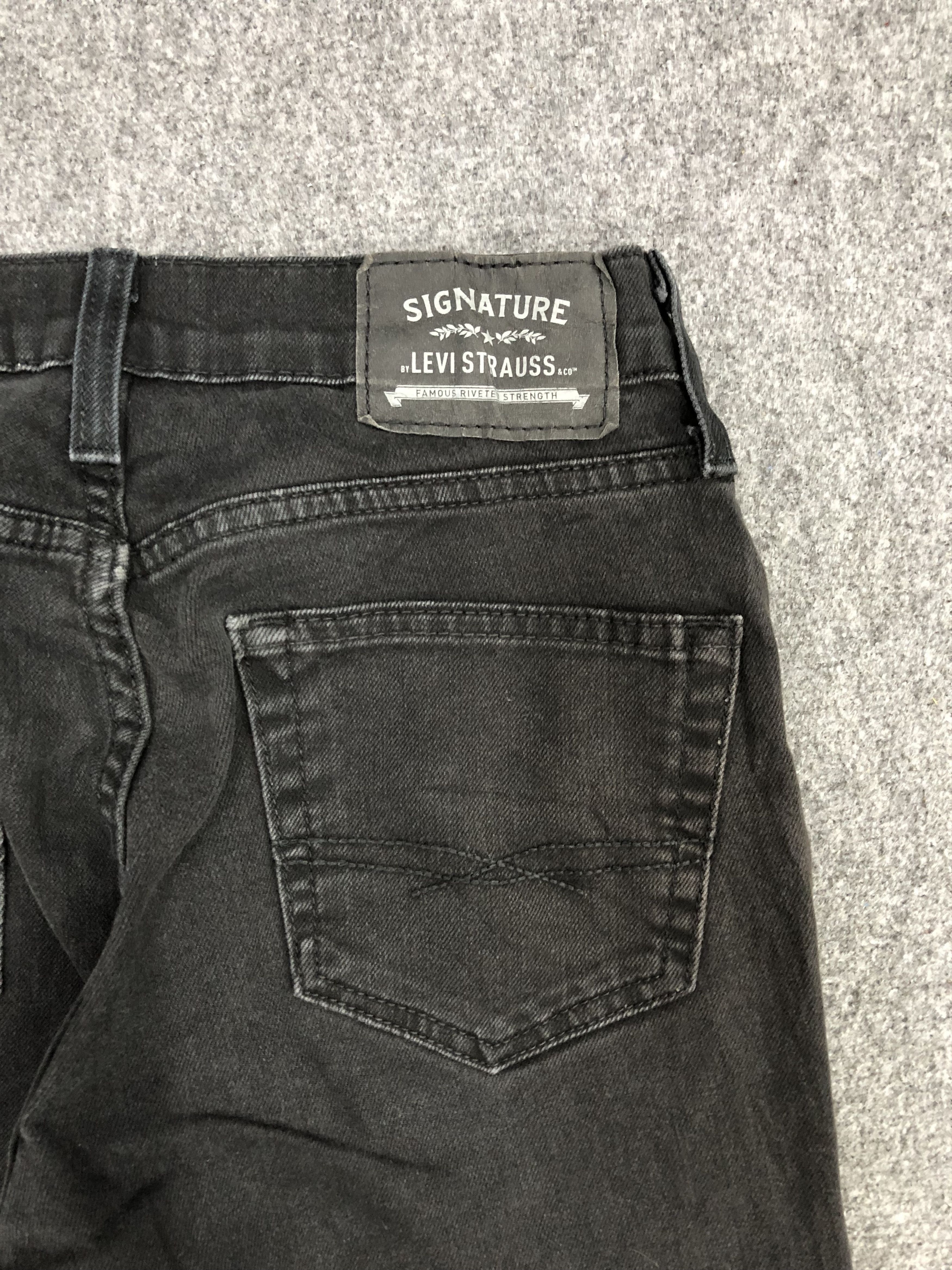 Levi's Vintage Levis Jeans DP0950 Size US 27 - 13 Thumbnail