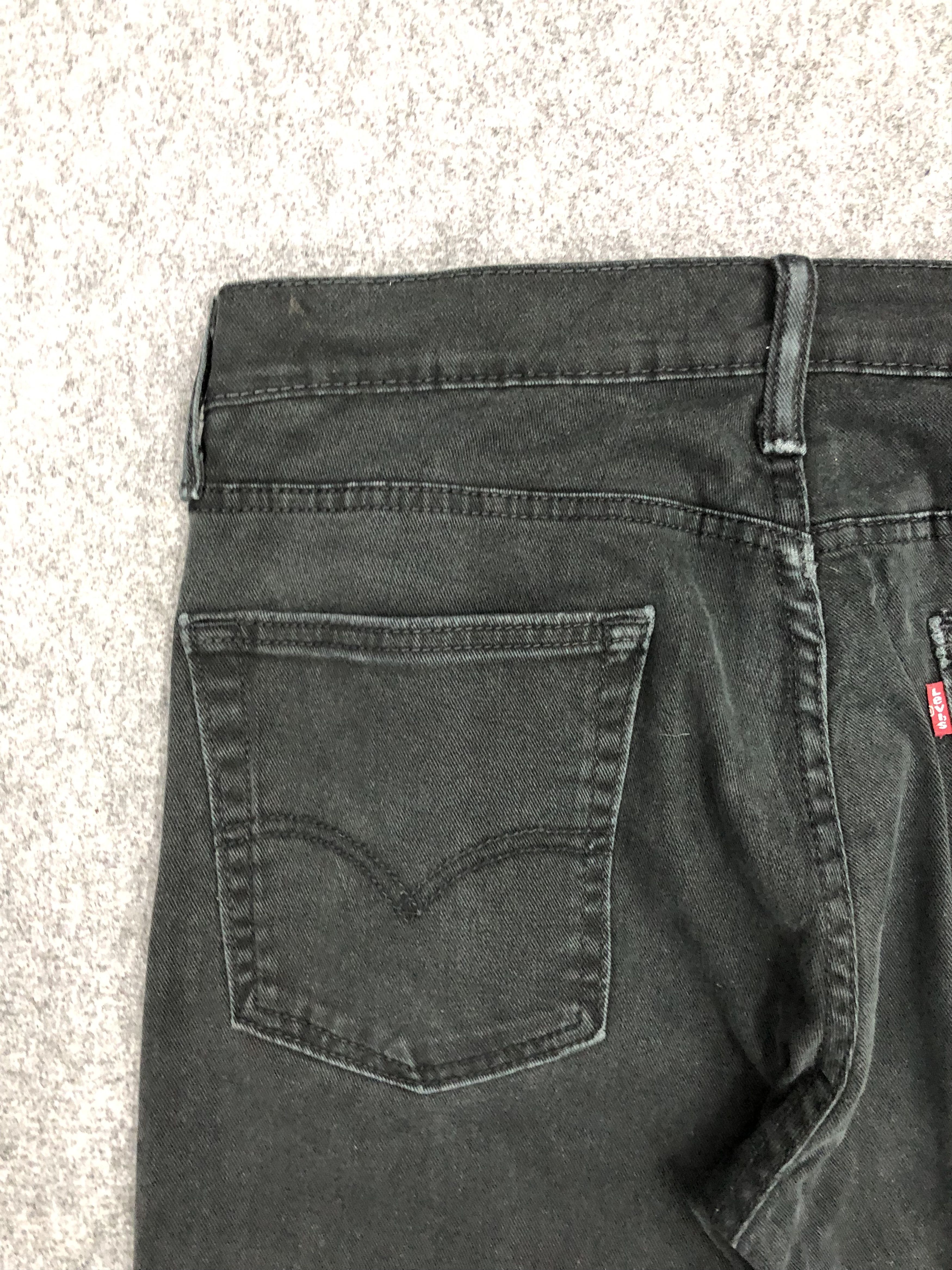 Levi's Vintage Levis 513 Jeans DP0949 Size US 33 - 12 Thumbnail