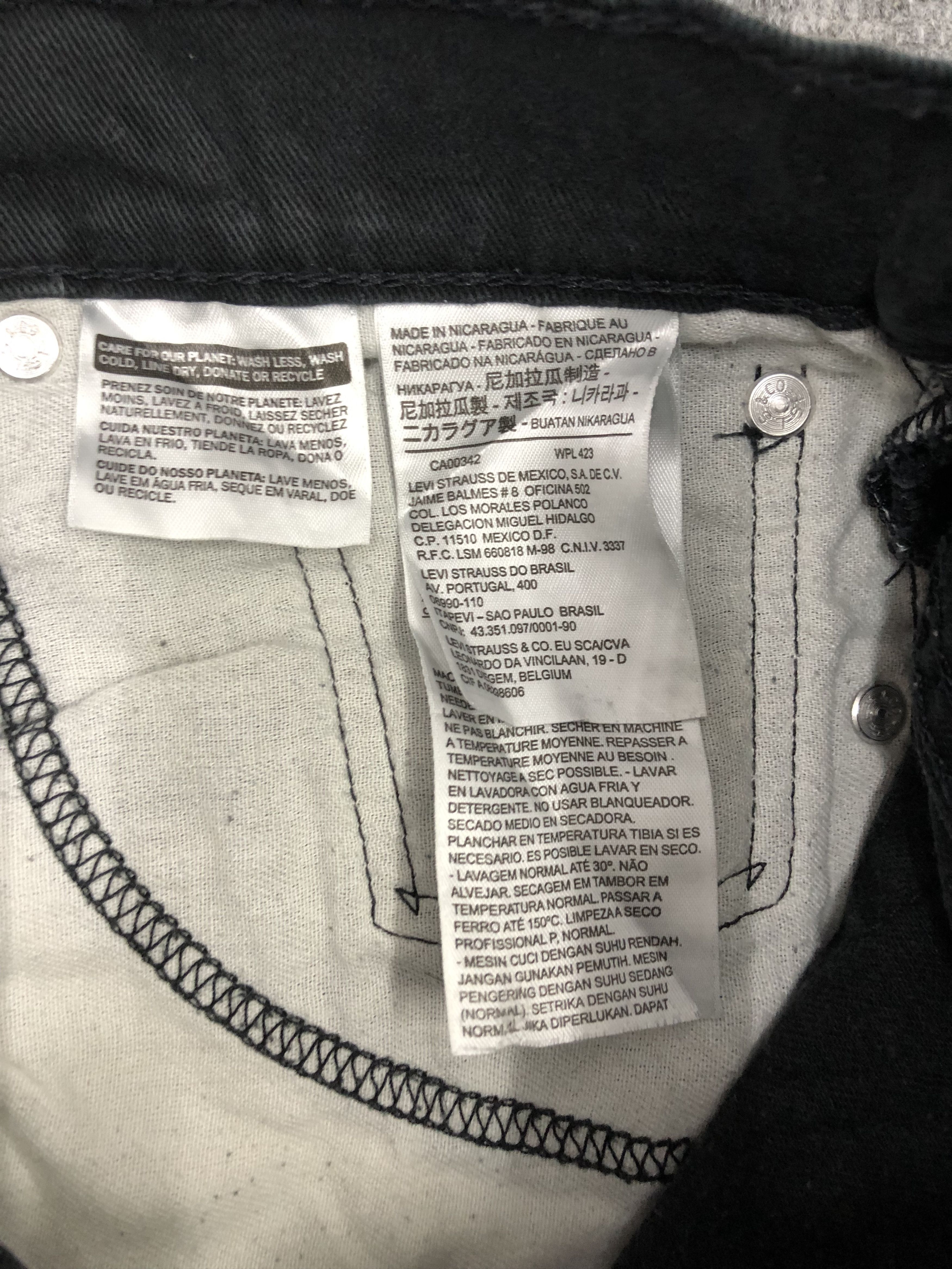 Levi's Vintage Levis 513 Jeans DP0949 Size US 33 - 13 Thumbnail