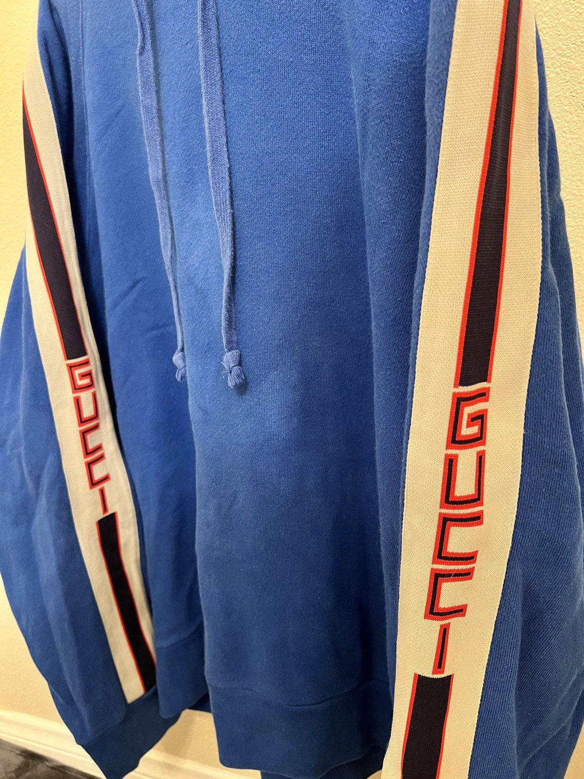 Gucci Authentic *Limited Edition* Blue Oversized Gucci Hoodie Size US XL / EU 56 / 4 - 4 Thumbnail