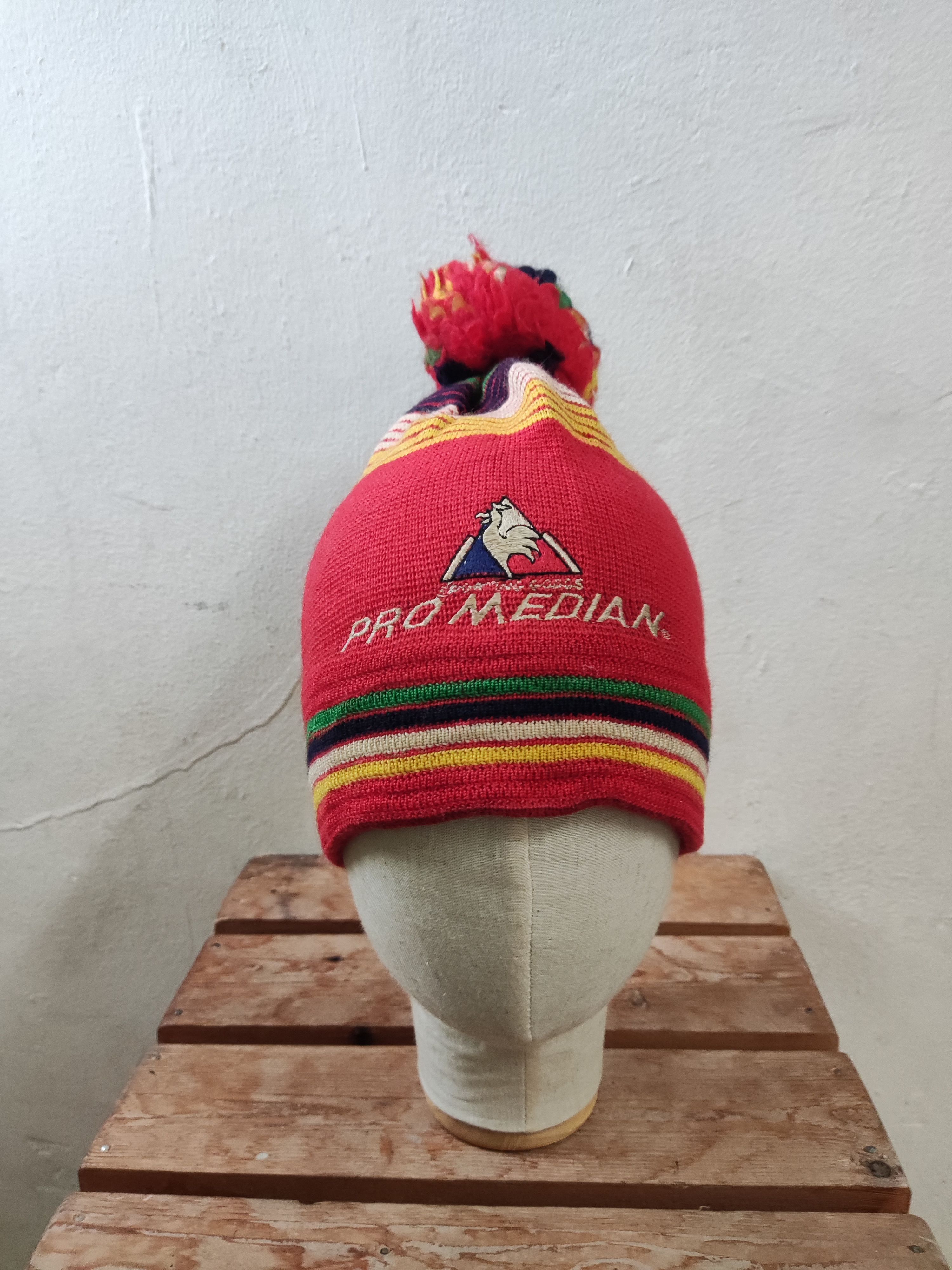 Vintage Vintage Pro Median Beanie Hat Ski Snowboarding Size ONE SIZE - 1 Thumbnail