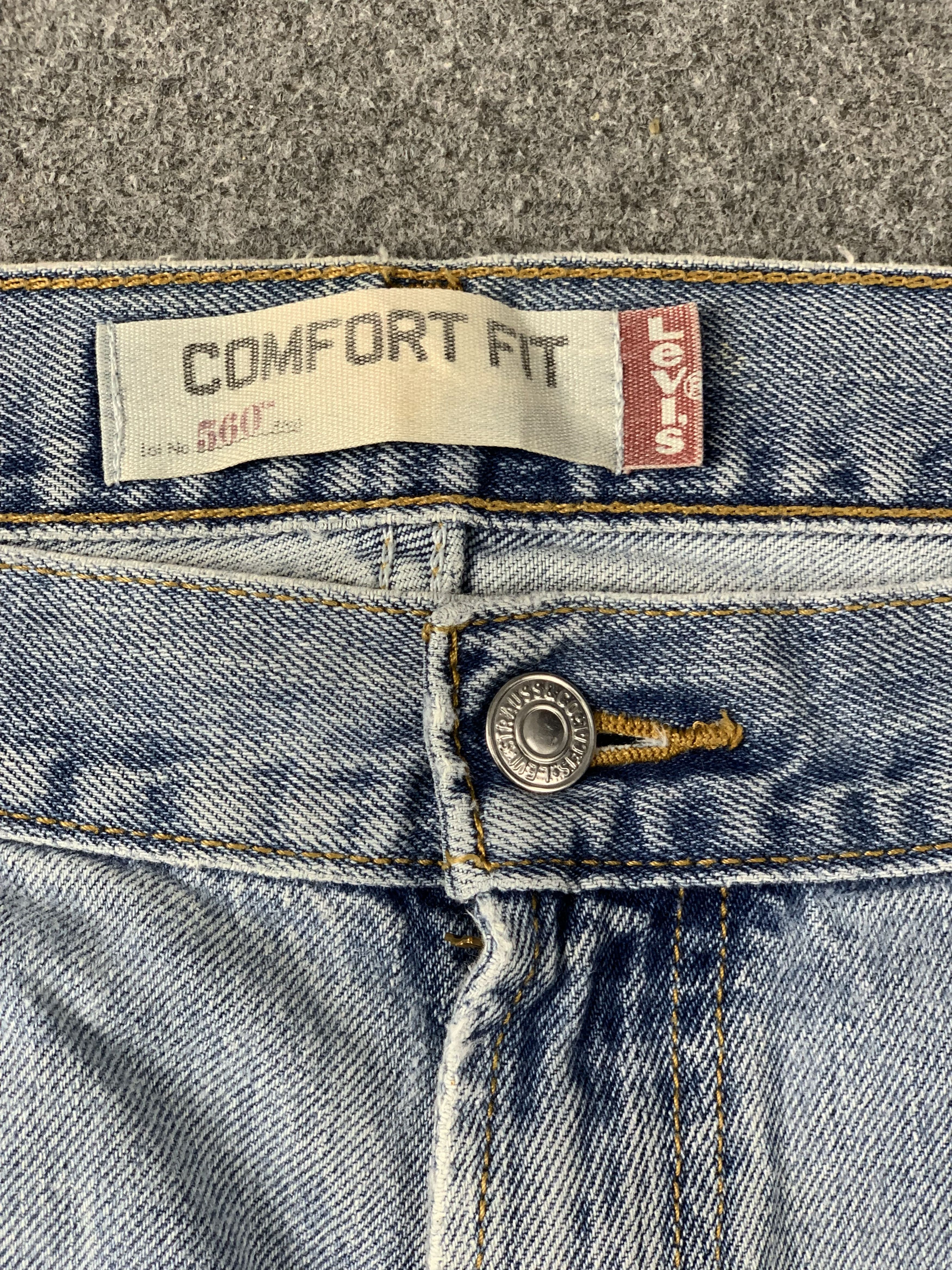 Levi's Vintage Levis 560 Light Wash Jeans DP2083 Size US 36 / EU 52 - 4 Thumbnail