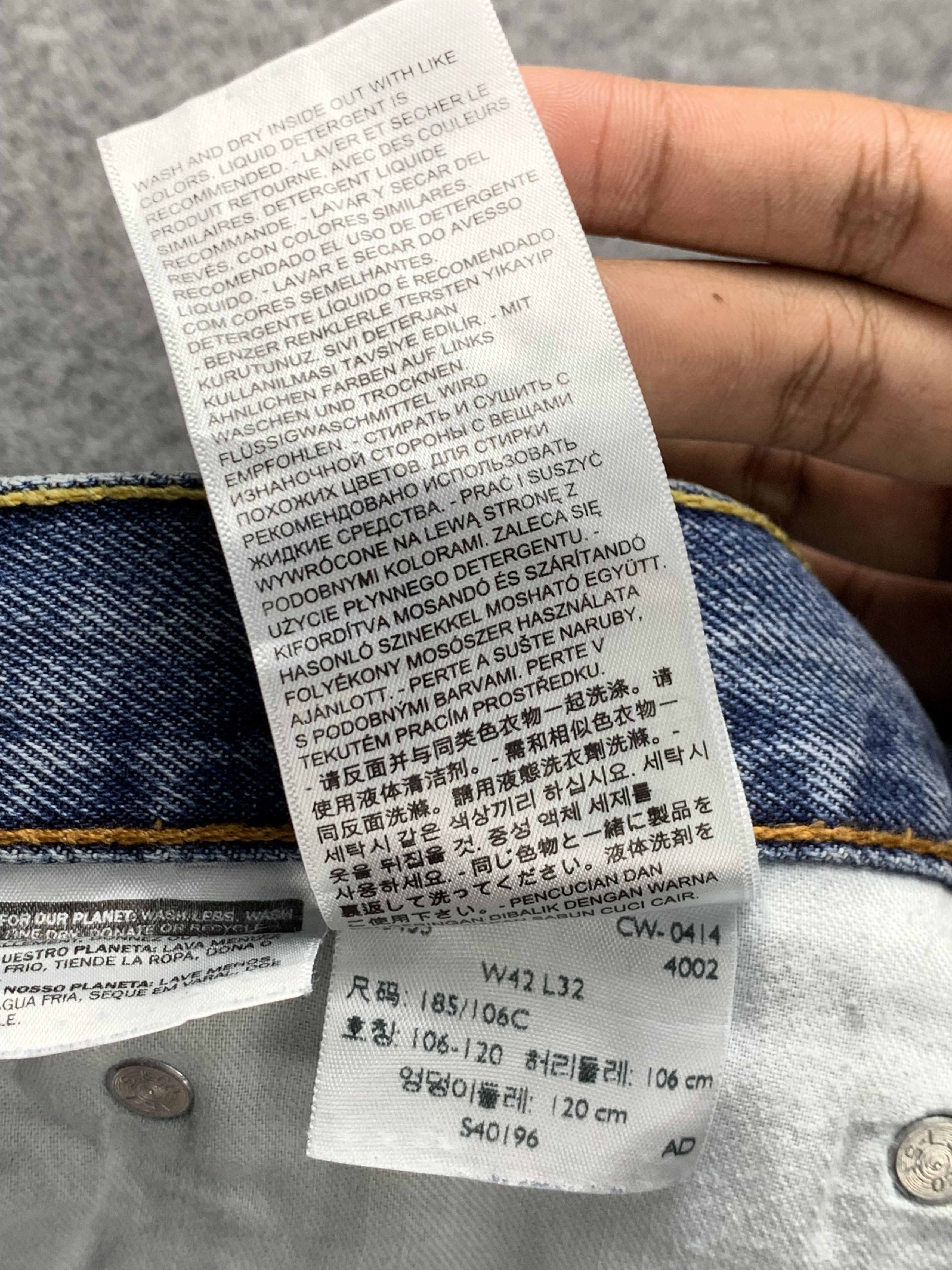 Levi's Vintage Levis 550 Faded Blue Jeans DP2091 Size US 42 / EU 58 - 8 Thumbnail