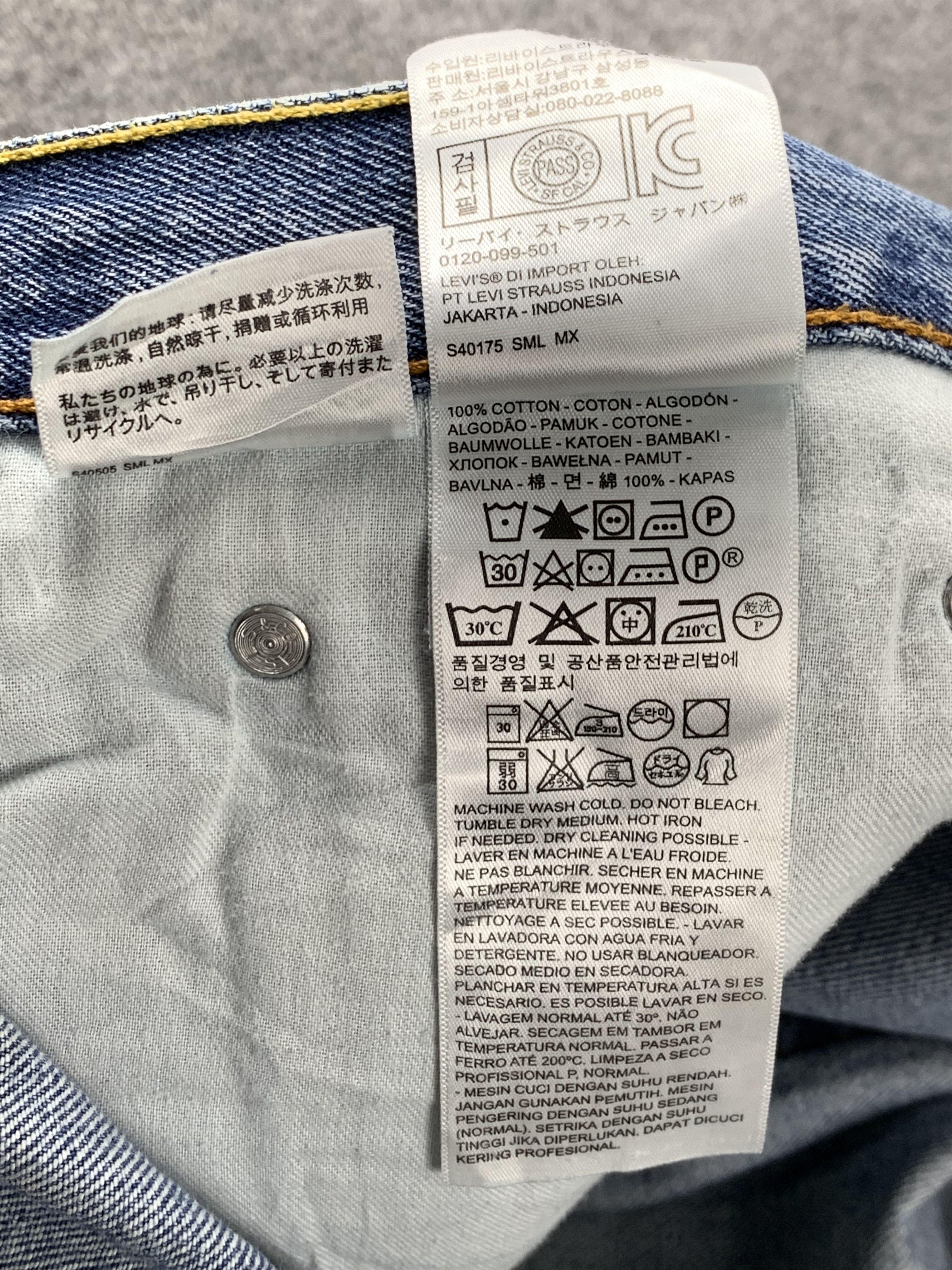 Levi's Vintage Levis 550 Faded Blue Jeans DP2091 Size US 42 / EU 58 - 7 Thumbnail
