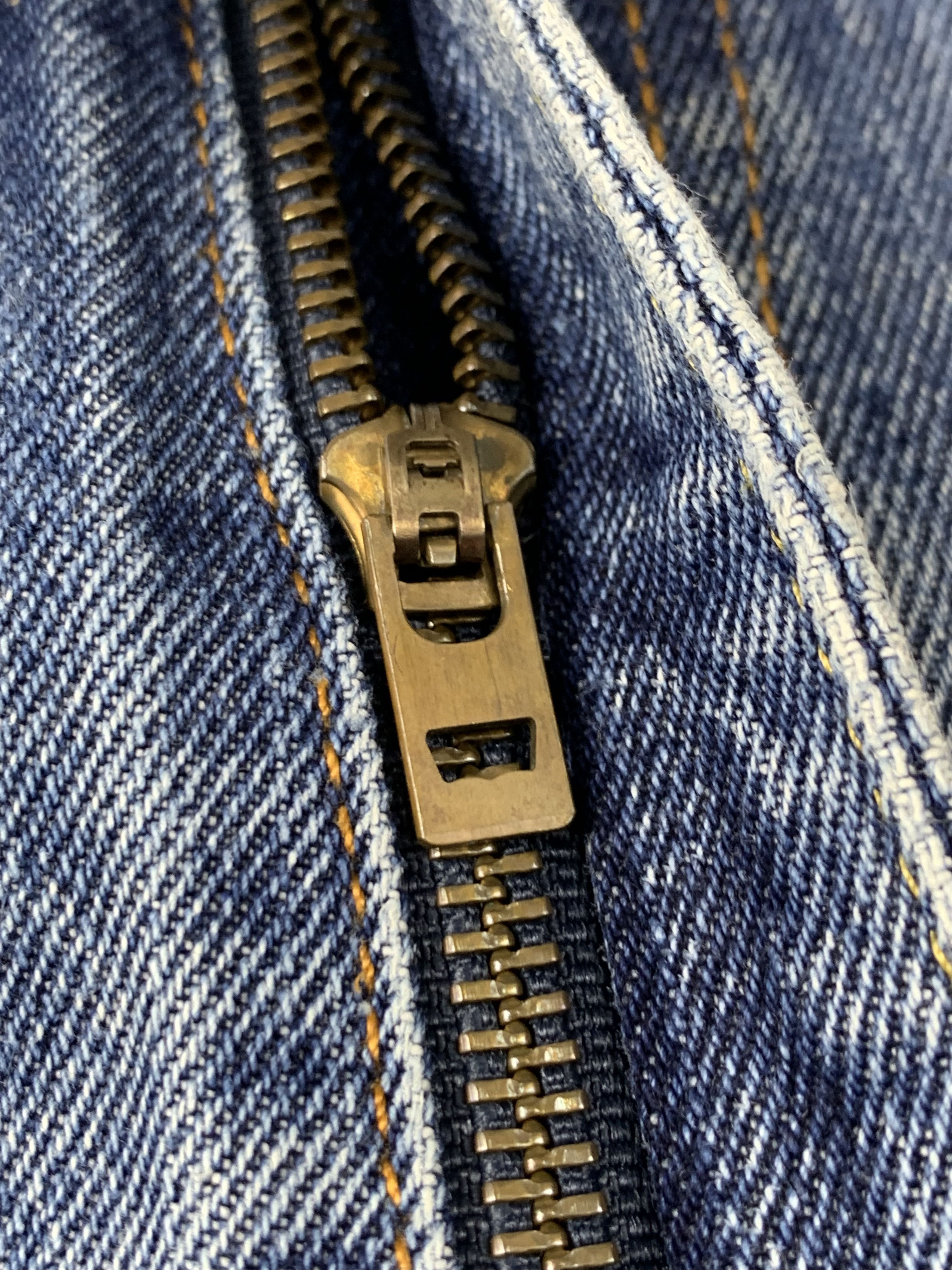 Levi's Vintage Levis 550 Faded Blue Jeans DP2091 Size US 42 / EU 58 - 9 Thumbnail