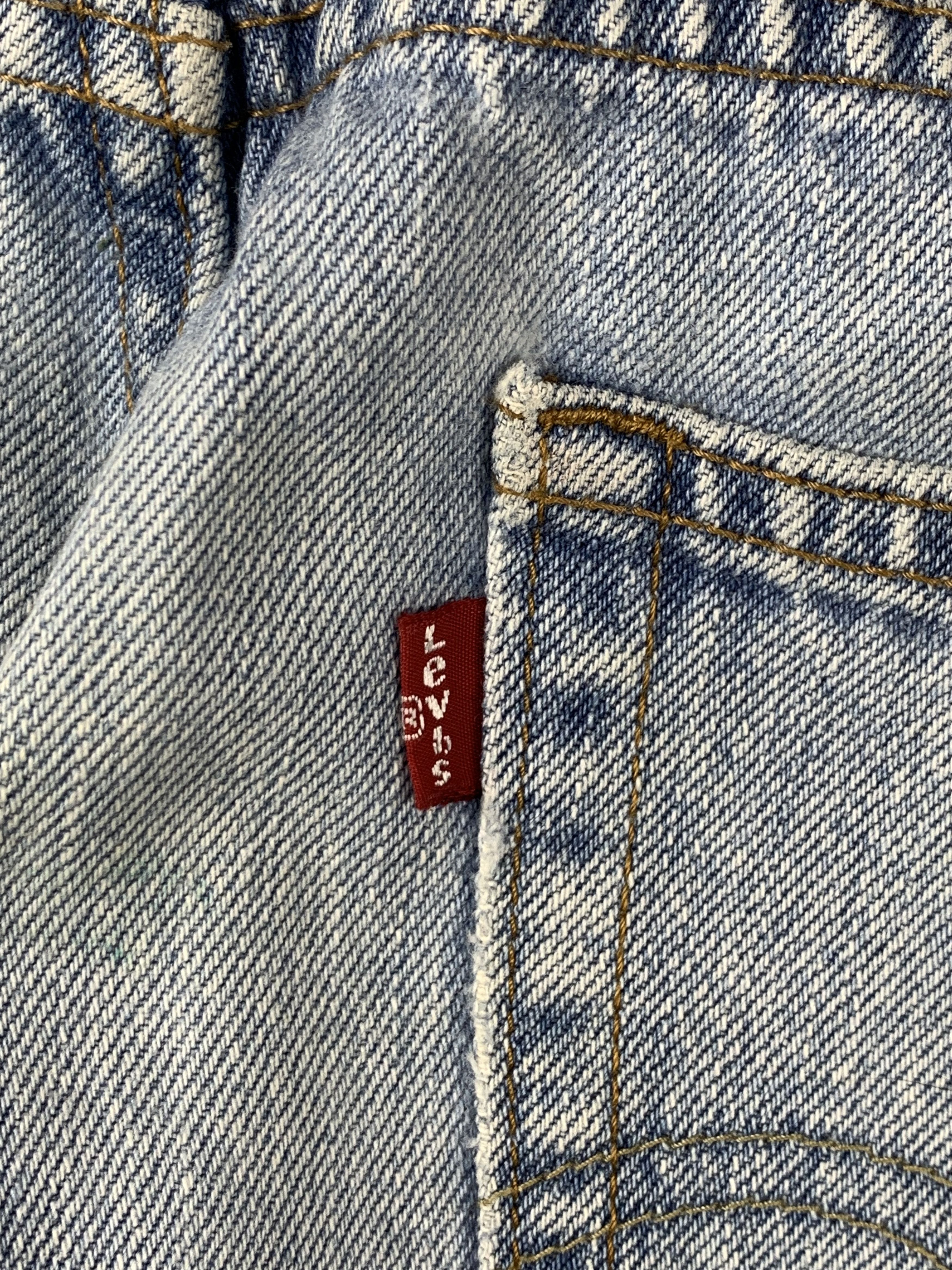 Levi's Vintage Levis 505 Light Wash Jeans DP2094 Size US 35 - 4 Thumbnail