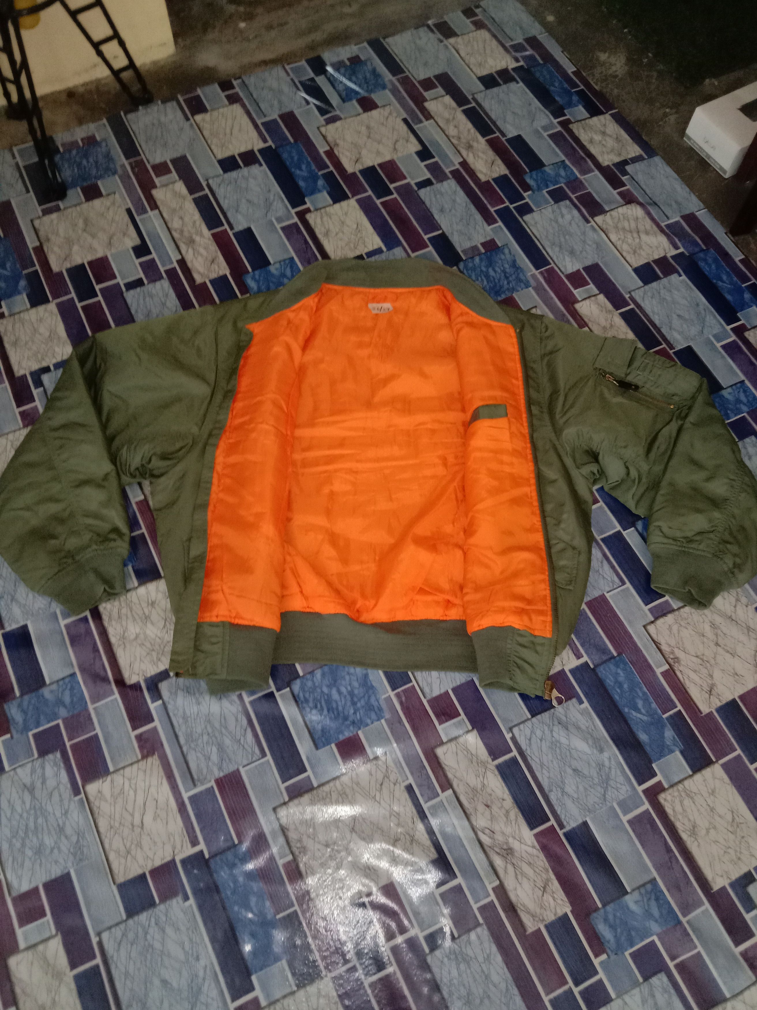 Japanese Brand × Vintage Green Army Bomber Jacket Size US XL / EU 56 / 4 - 3 Thumbnail