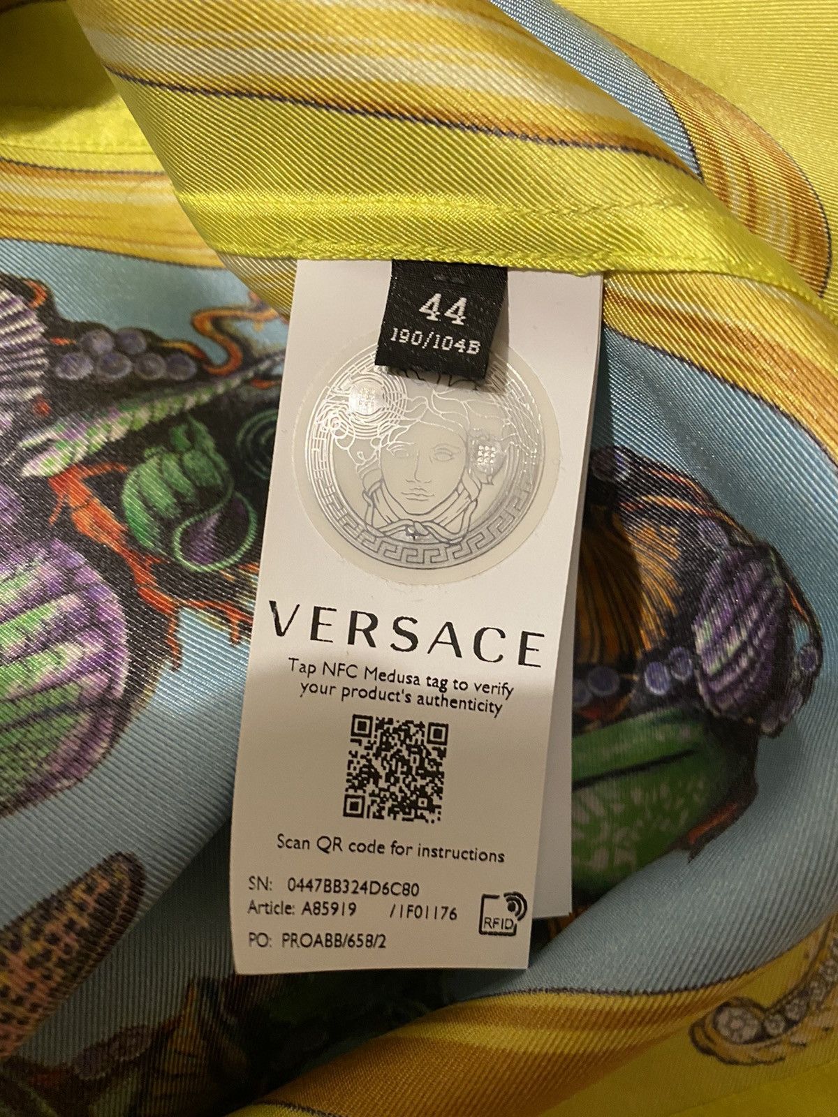 Versace VERSACE SS20 TRESOR DE LA MER SHIRT Size US L / EU 52-54 / 3 - 6 Thumbnail