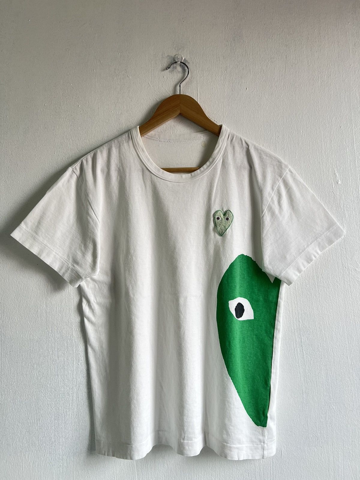 Comme des Garcons × Comme des Garcons PLAY COMME DES GARCONS PLAY TEE Size US M / EU 48-50 / 2 - 1 Thumbnail