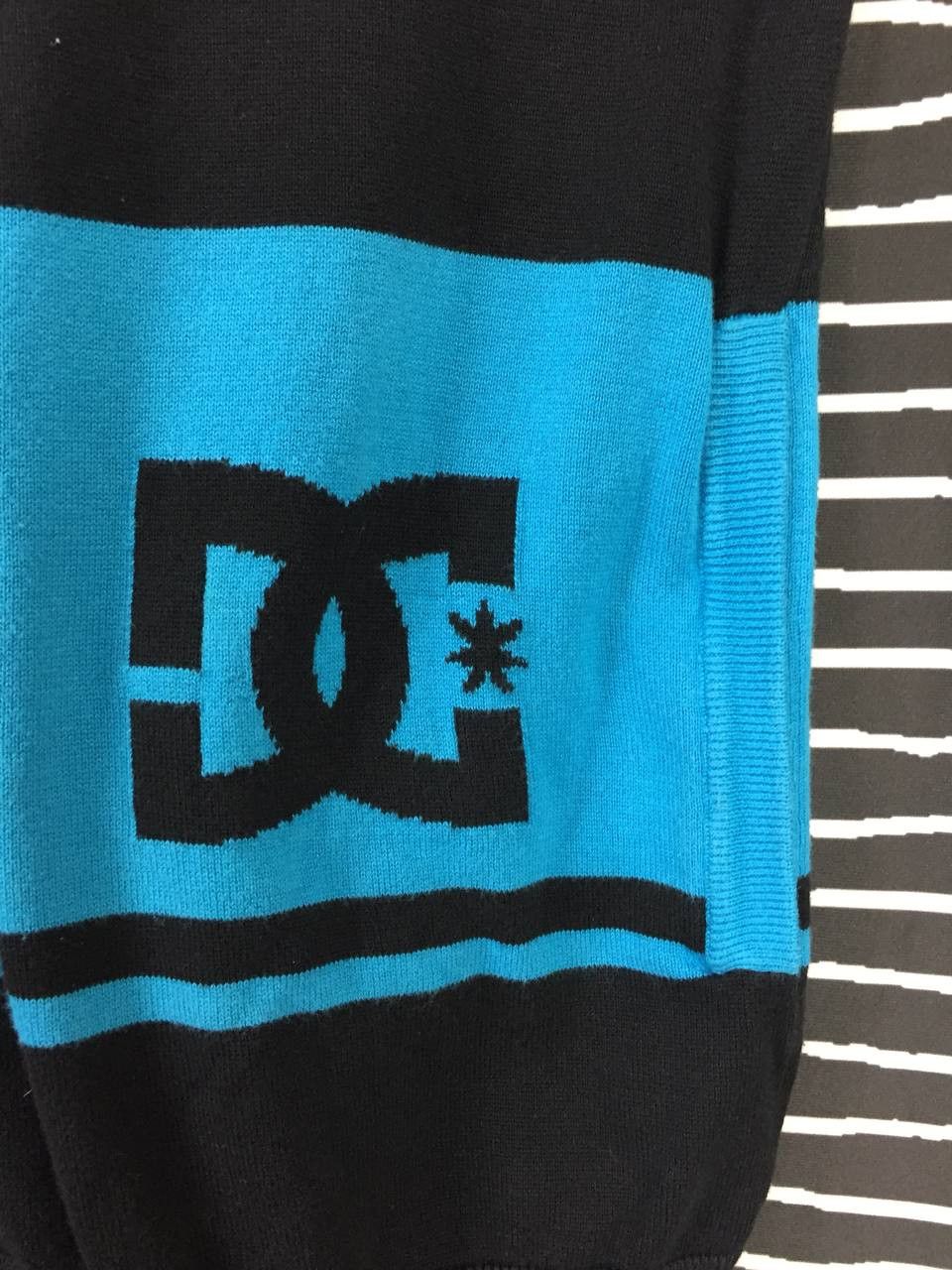 DC DC Apparel Logo Skate Hoodie Size US XL / EU 56 / 4 - 6 Thumbnail