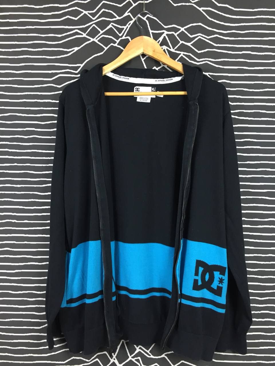 DC DC Apparel Logo Skate Hoodie Size US XL / EU 56 / 4 - 4 Thumbnail