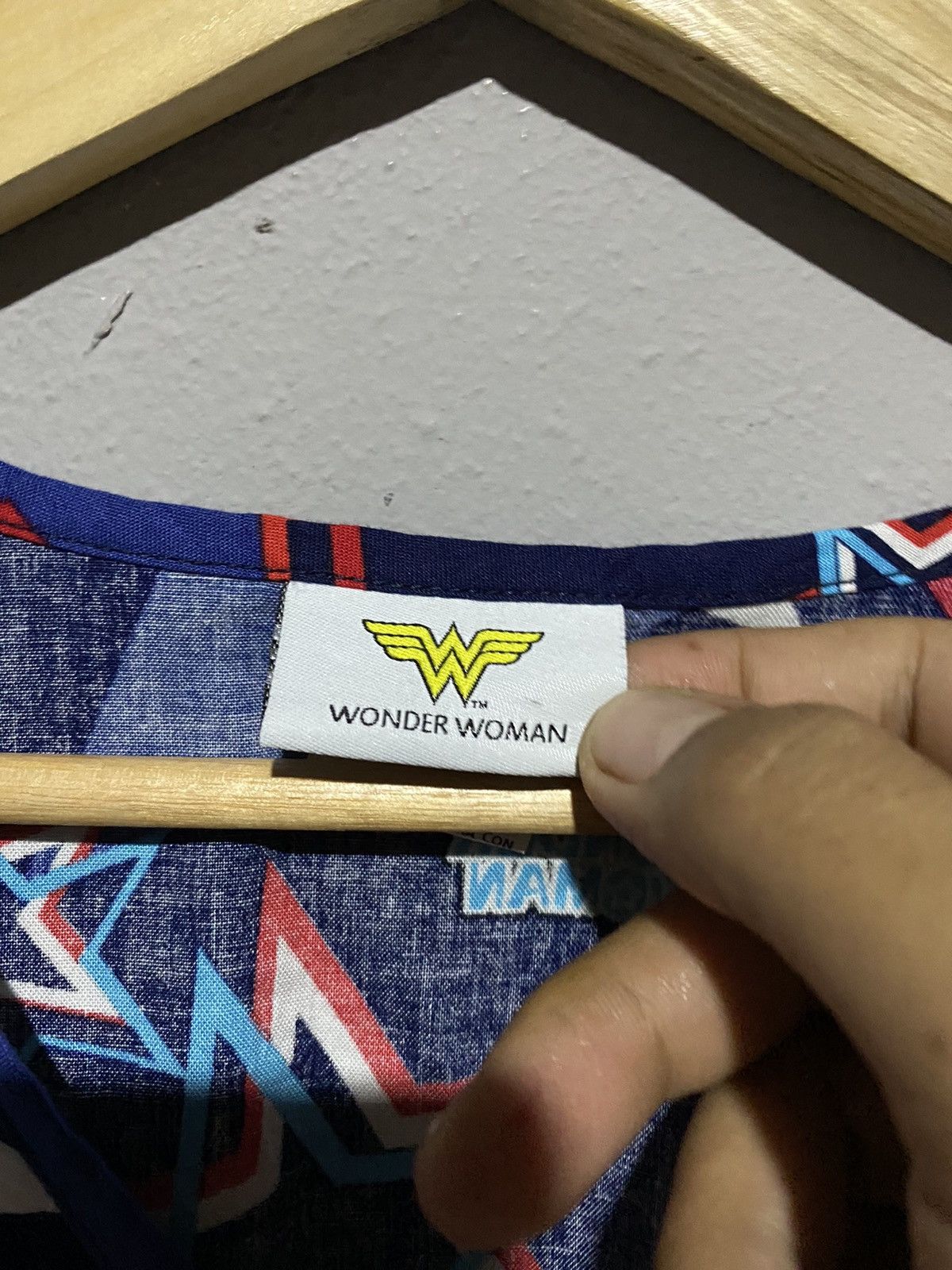 DC Comics 🔥SALE🔥WONDER WOMEN FULLPRINTS SHIRTS Size L / US 10 / IT 46 - 6 Thumbnail