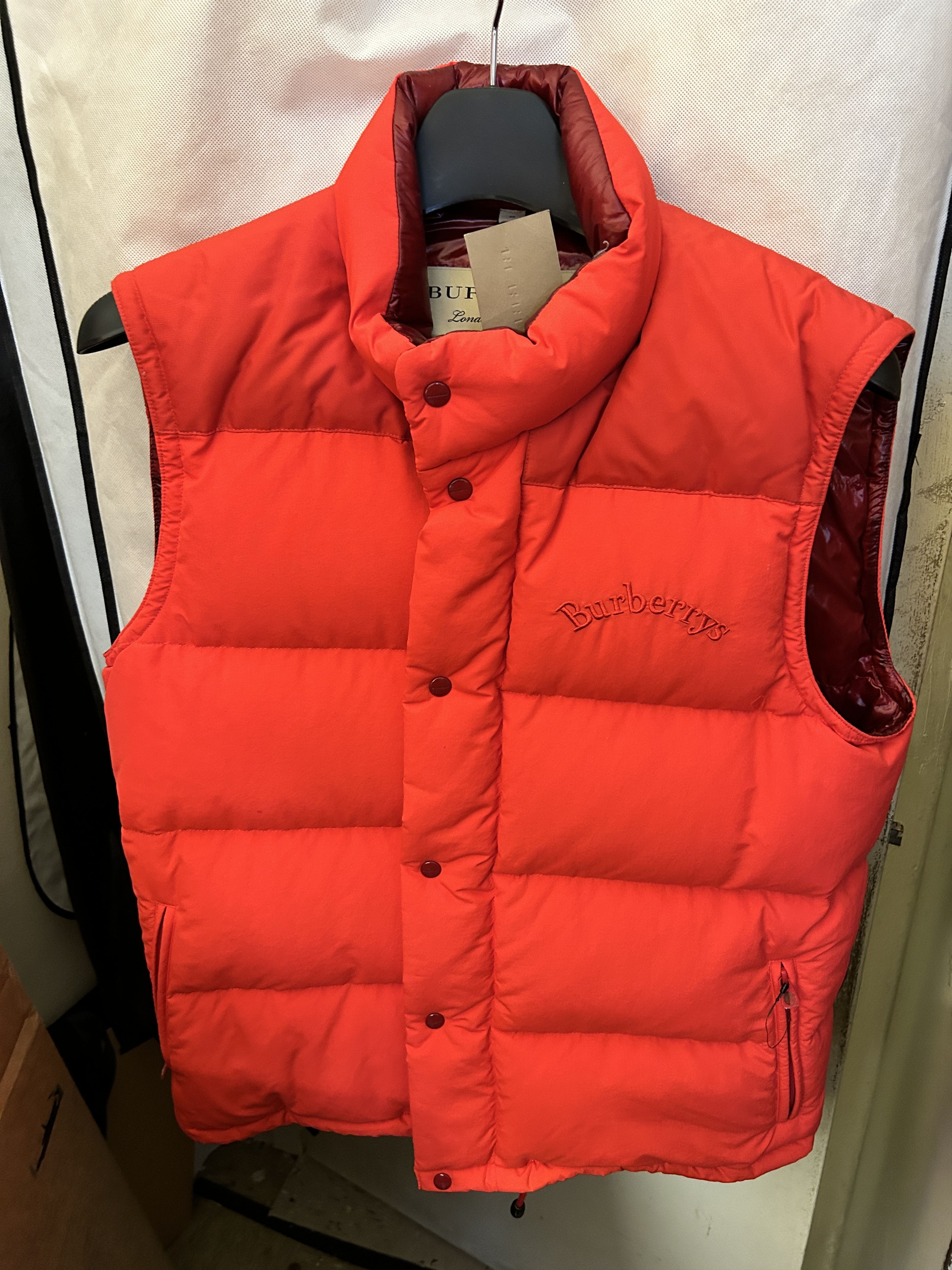 Burberry embroidered logo down gilet fill Puffer vest Red Vests