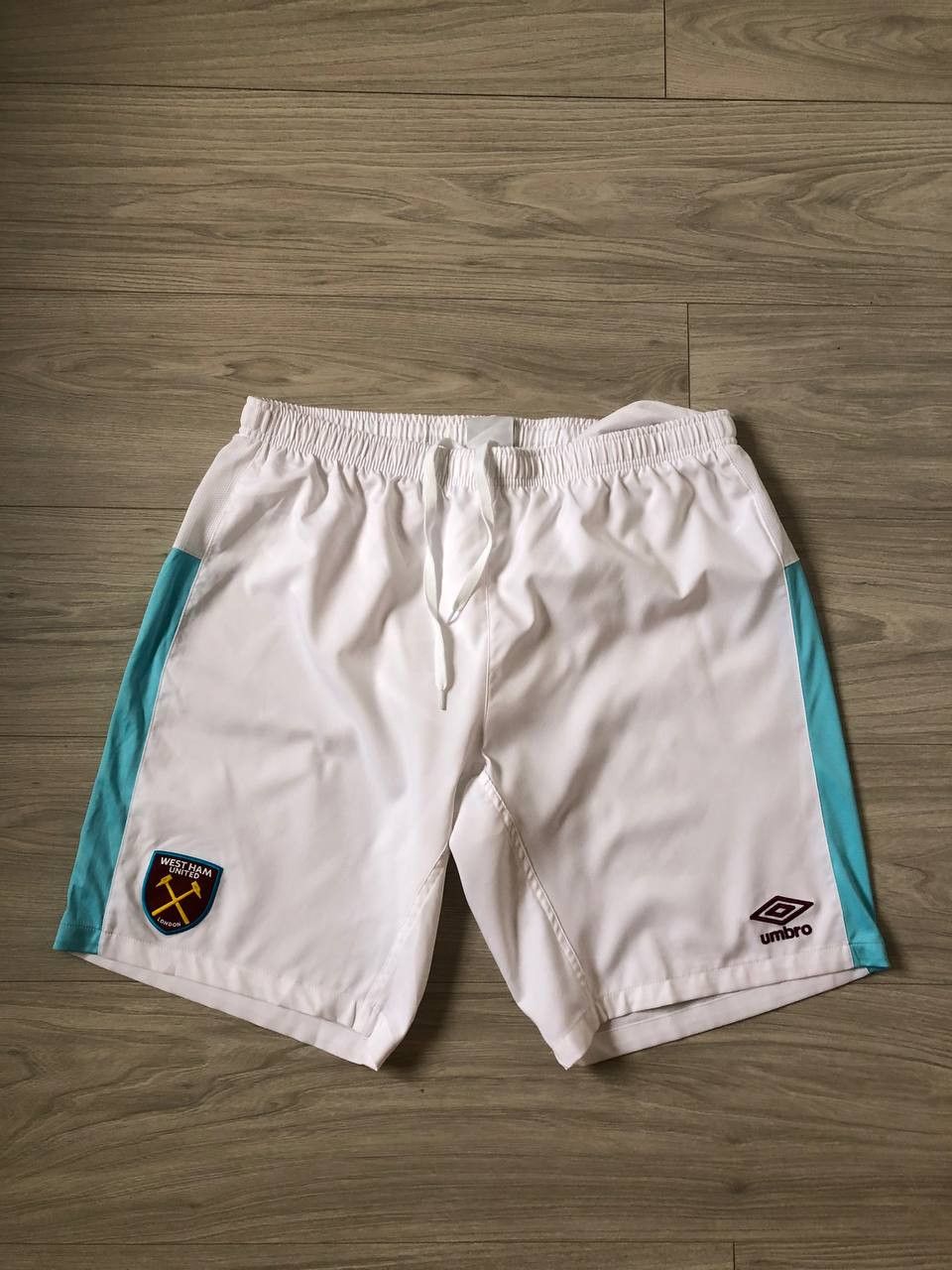 Other WEST HAM UNITED FOOTBALL SHORTS UMBRO Size US 38 / EU 54 - 1 Thumbnail