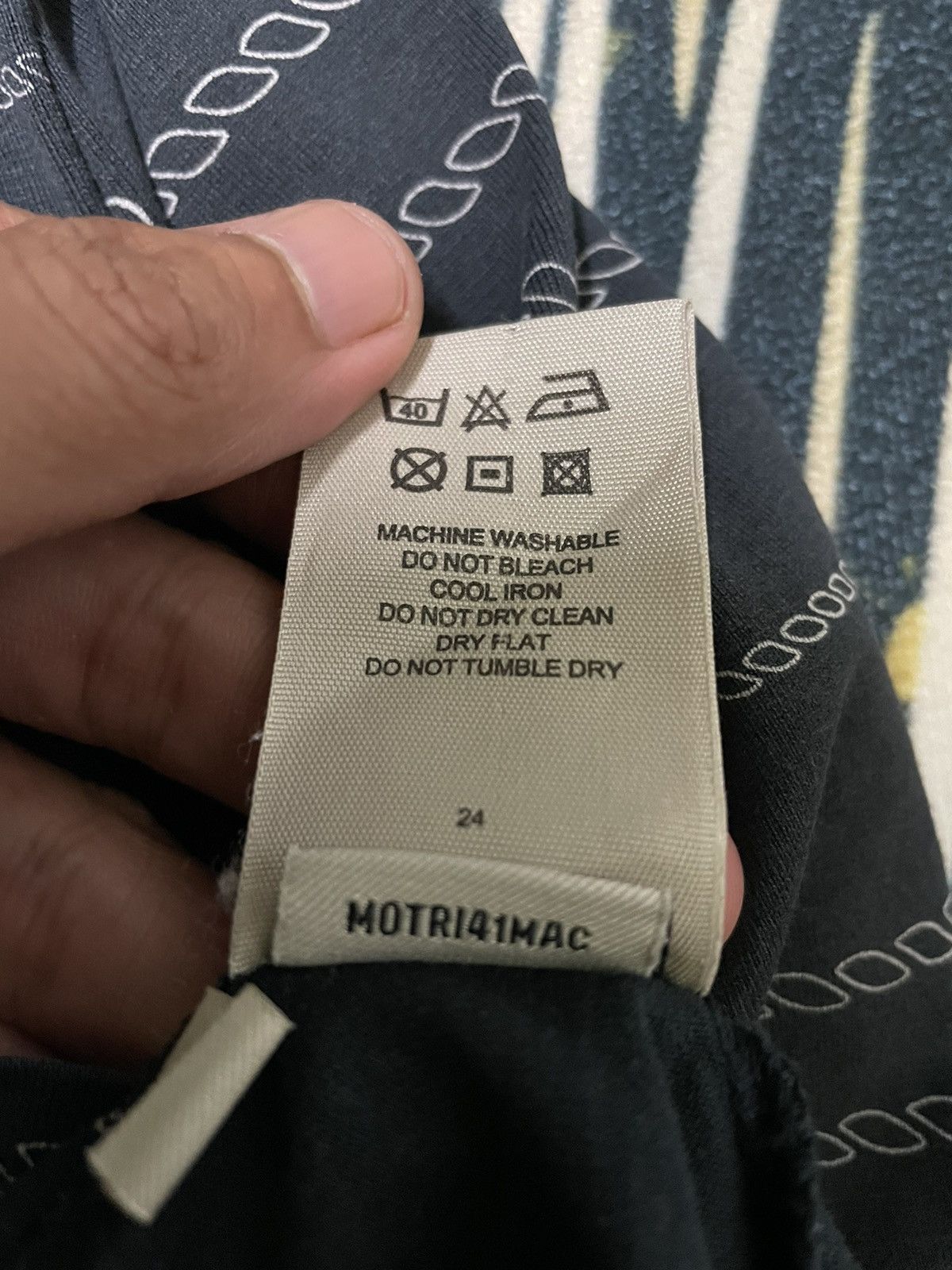 Burberry × Designer Vintage Small Logo Burberry Size US L / EU 52-54 / 3 - 7 Thumbnail