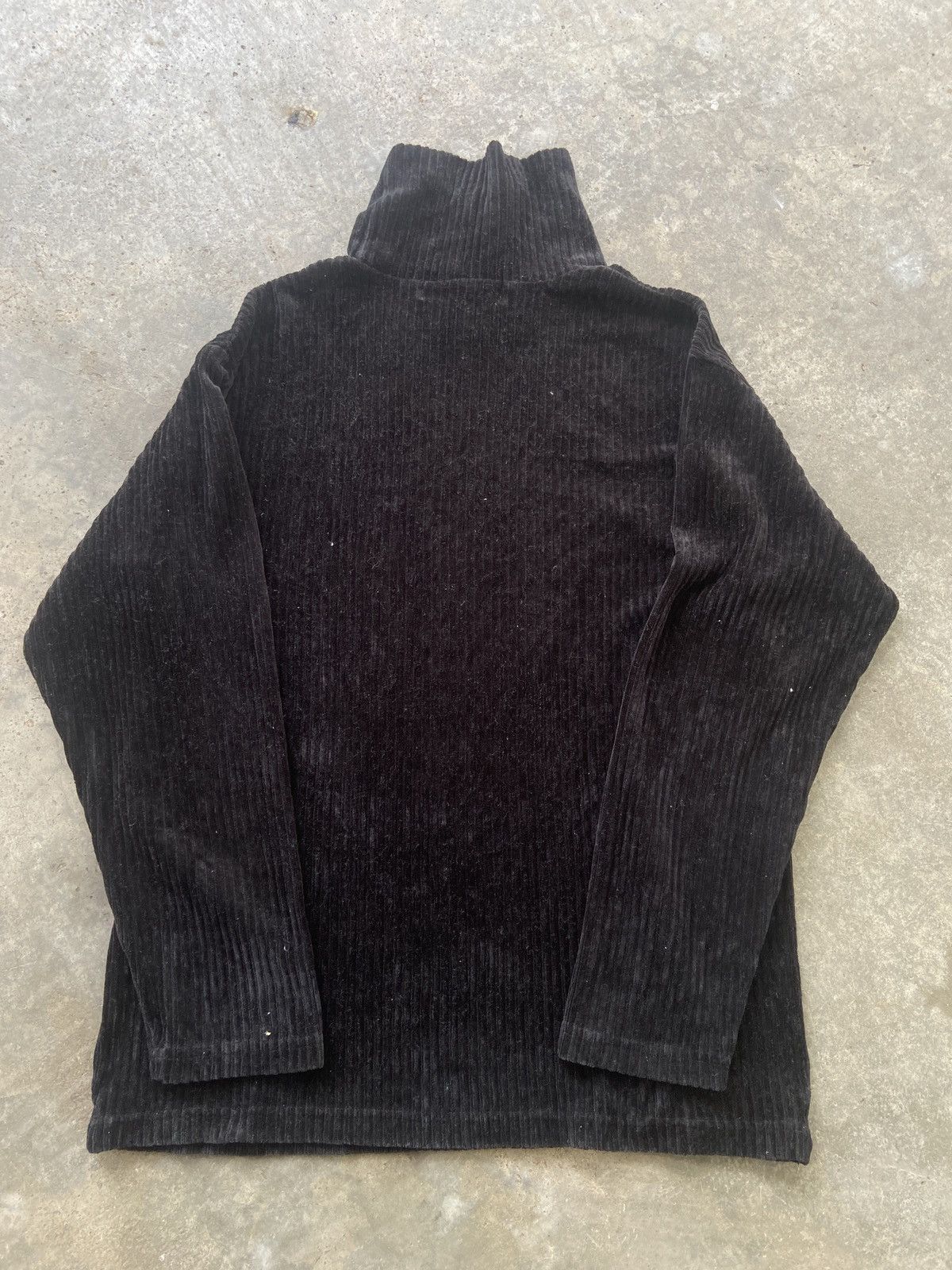 Velvet × Vintage Vintage Lucky Strike Velvet Turtle Neck Sweater Size US M / EU 48-50 / 2 - 2 Thumbnail