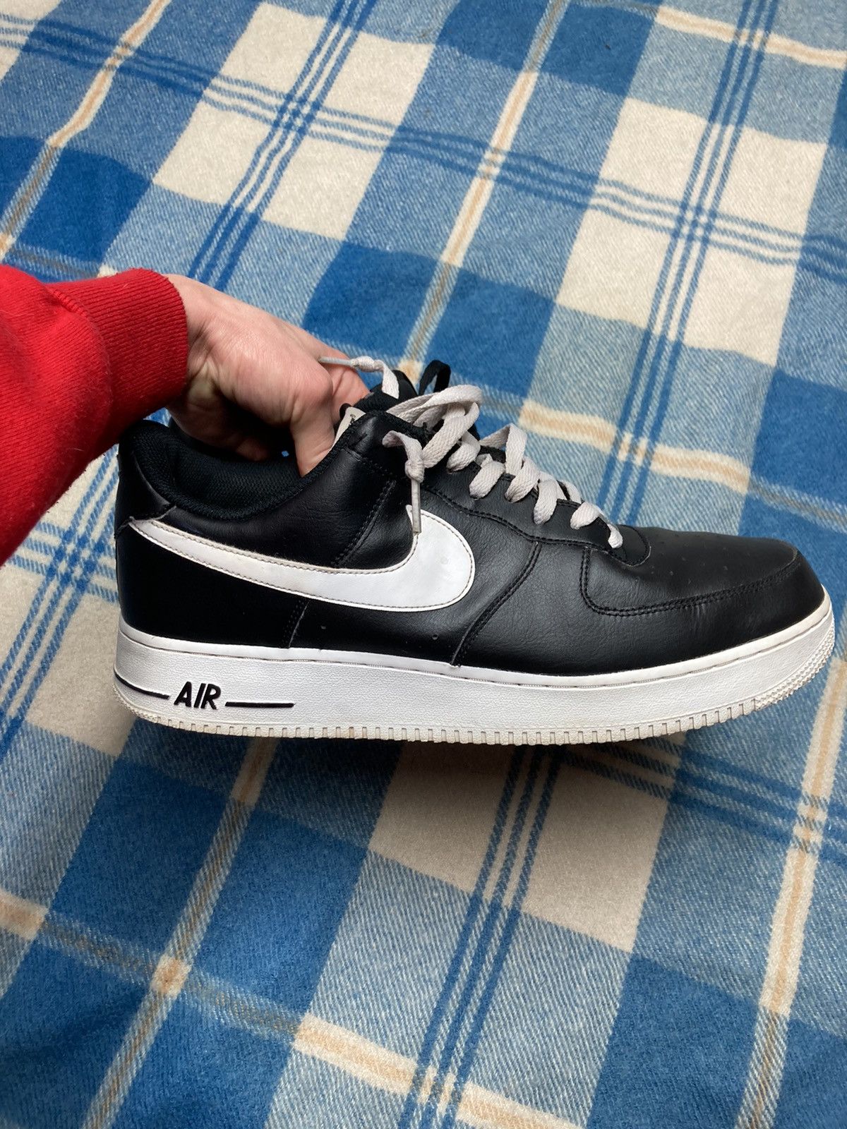 Nike 2019 Air Force 1 low black w/ white swoosh CJ0952 - 001 13 Size US 13 / EU 46 - 2 Thumbnail