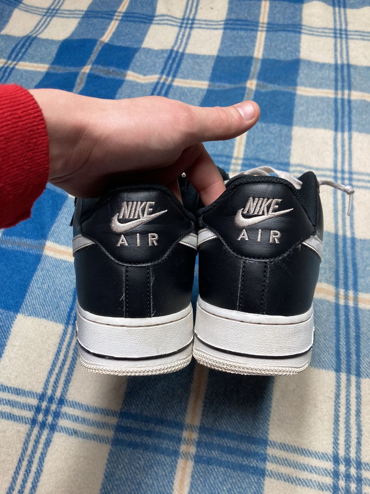Nike 2019 Air Force 1 low black w/ white swoosh CJ0952 - 001 13 Size US 13 / EU 46 - 3 Thumbnail