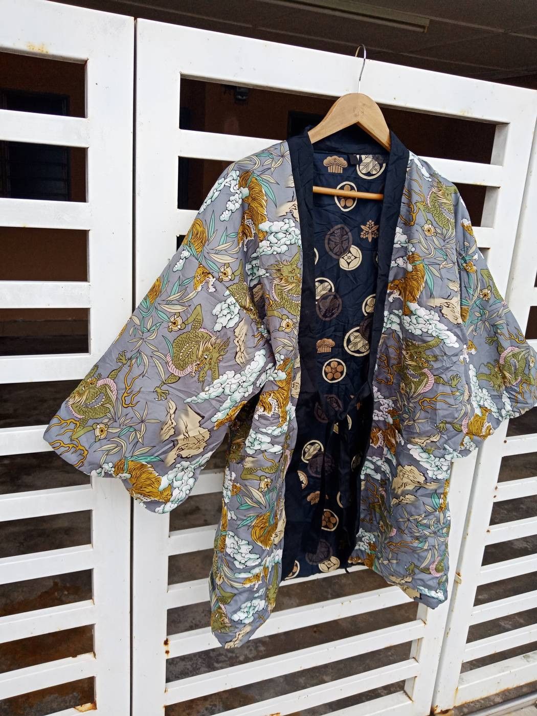 Japanese Brand Japanese Handmade Dragon Vs Tiger OVP Embroidered Kimono Size US L / EU 52-54 / 3 - 4 Thumbnail