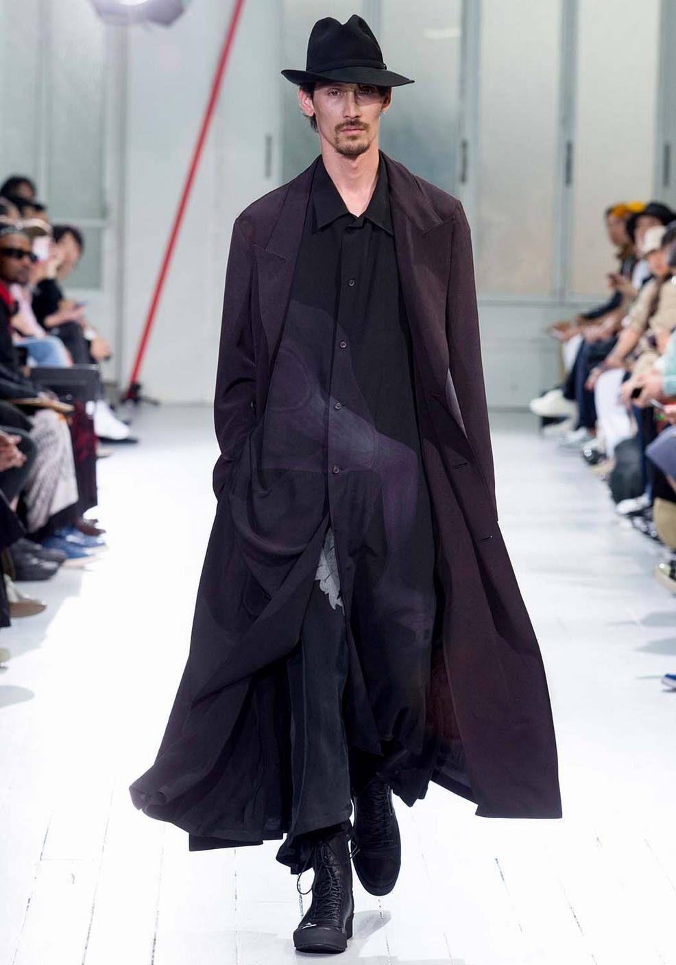 Yohji Yamamoto Yohji Yamamoto Snake Coat 20ss Look 18 Size US L / EU 52-54 / 3 - 3 Thumbnail