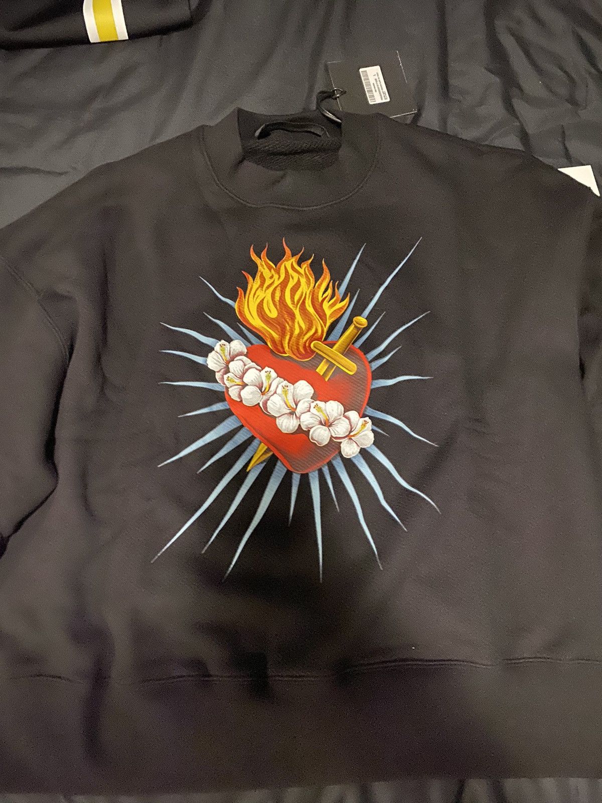 Palm Angels Scared heart crewneck Black multicolor palm angels Size US L / EU 52-54 / 3 - 2 Thumbnail