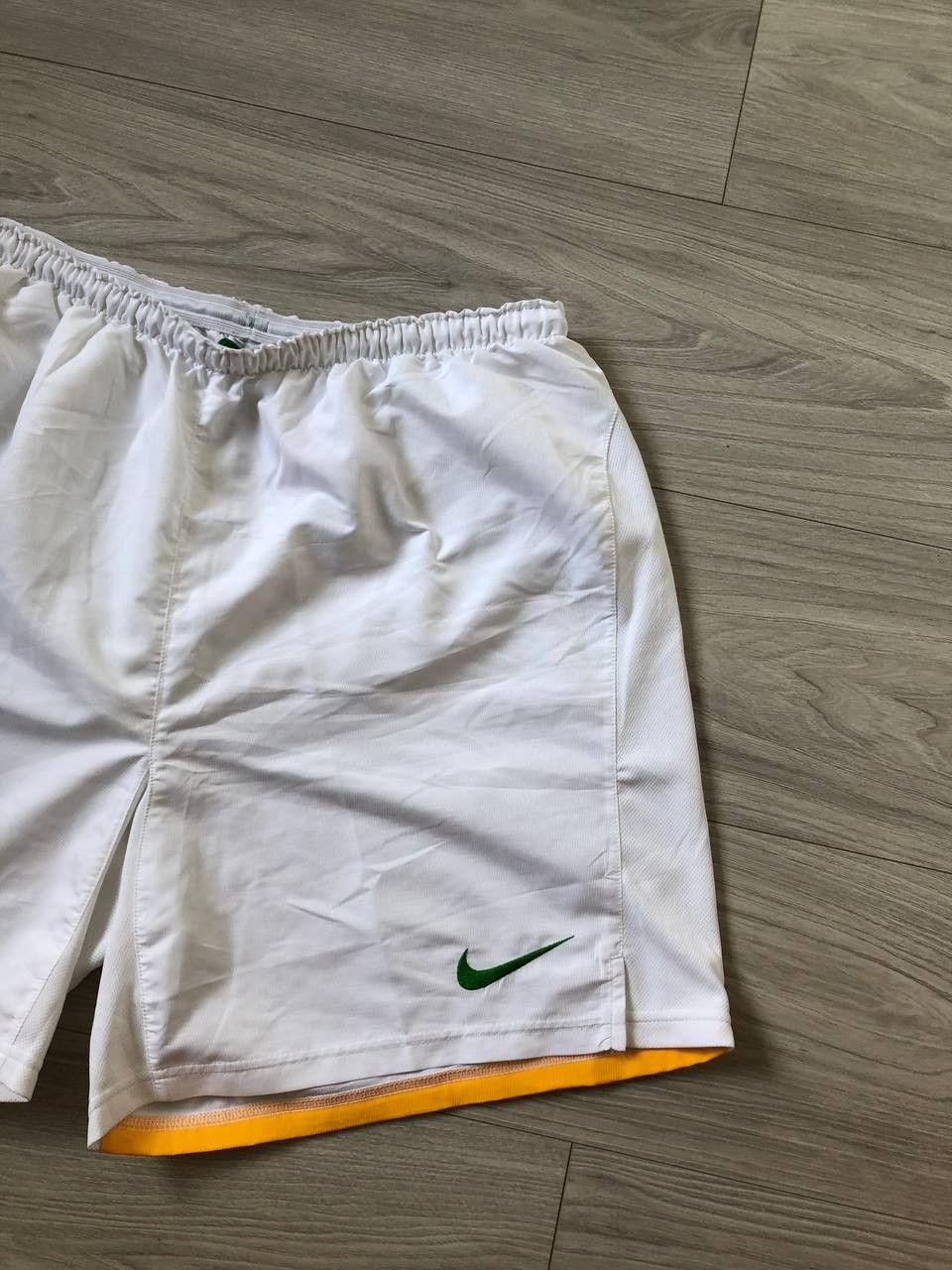 Nike CELTIC FOOTBALL SOCCER SHORTS NIKE Size US 38 / EU 54 - 2 Thumbnail