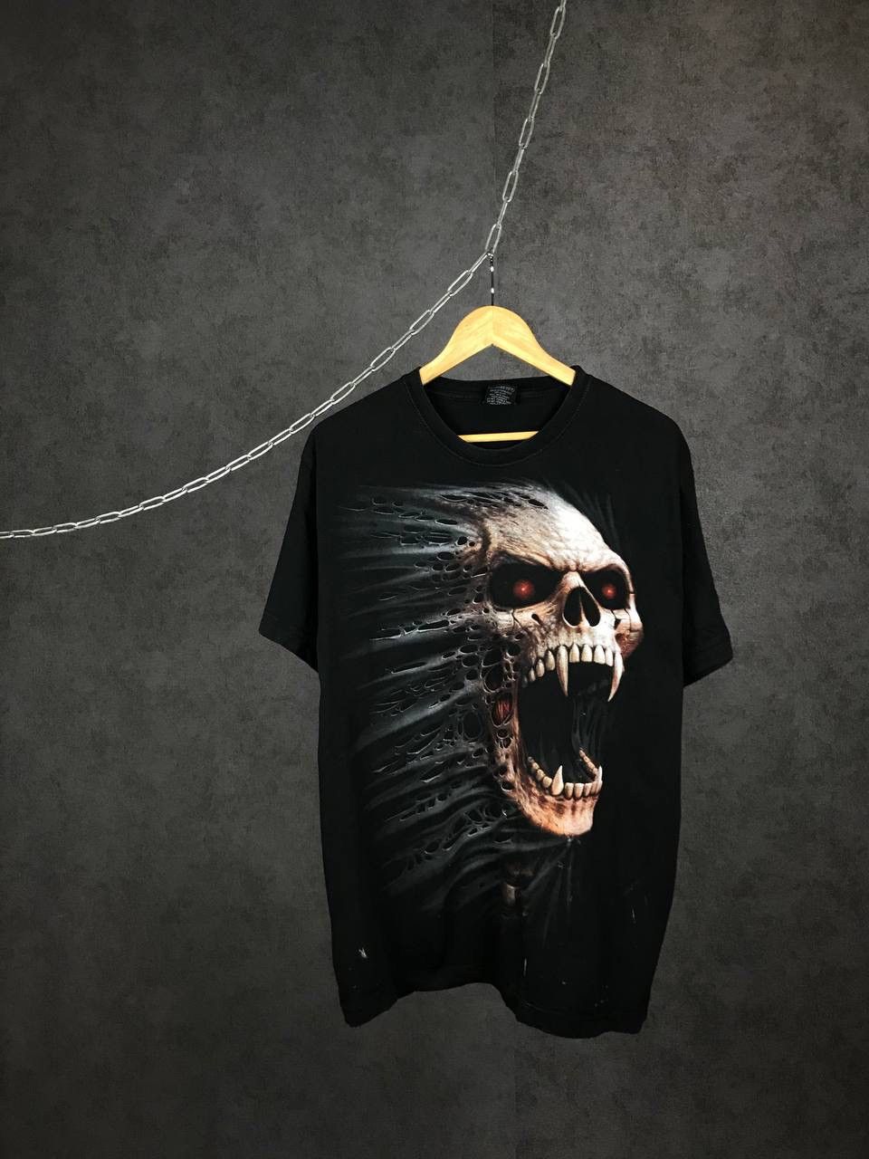Vintage Skull skeleton vintage rock overprinted tee Size US XL / EU 56 / 4 - 1 Thumbnail